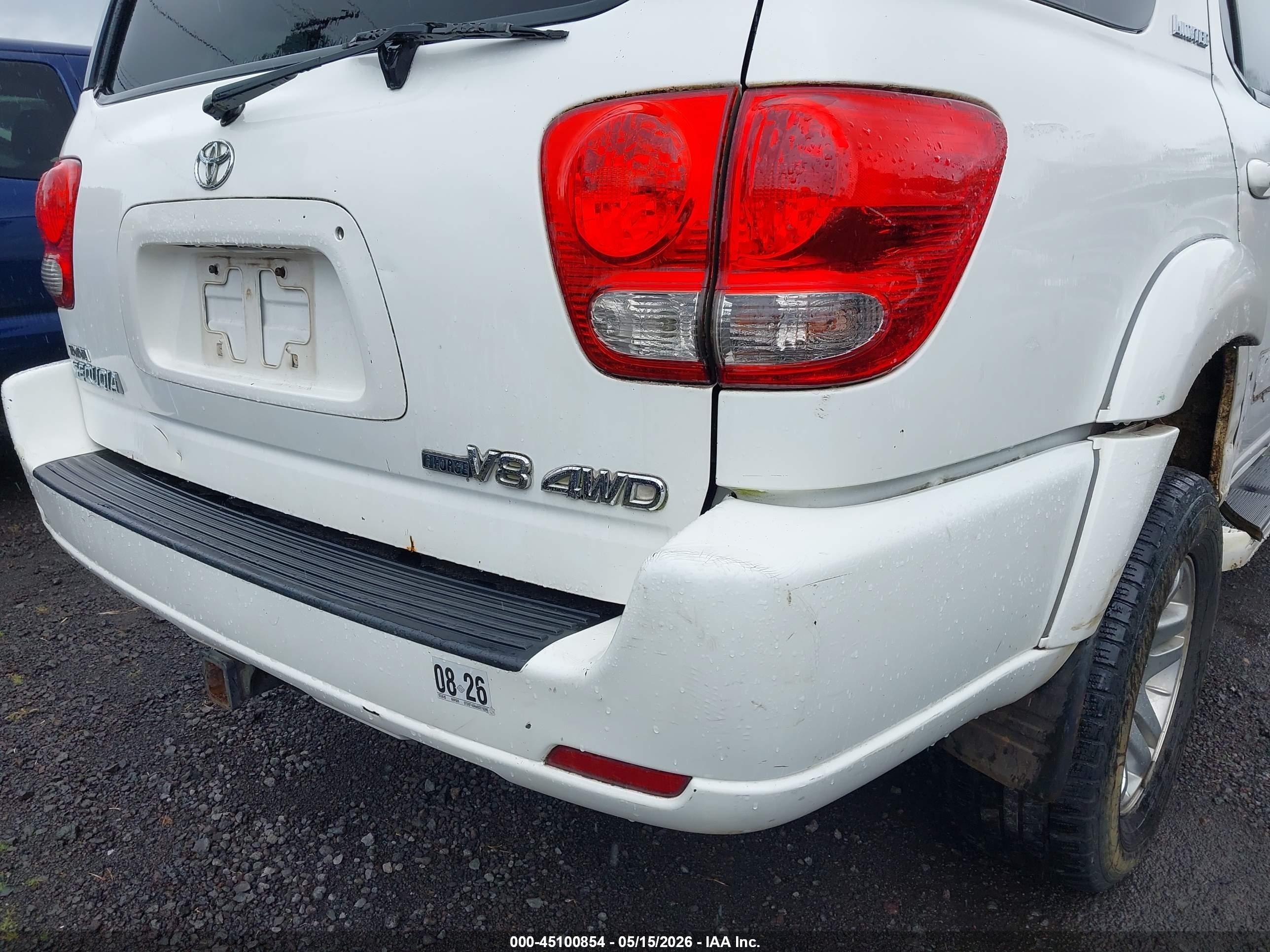 2006 Toyota Sequoia Limited V8 White vin: 5TDBT48A86S276596