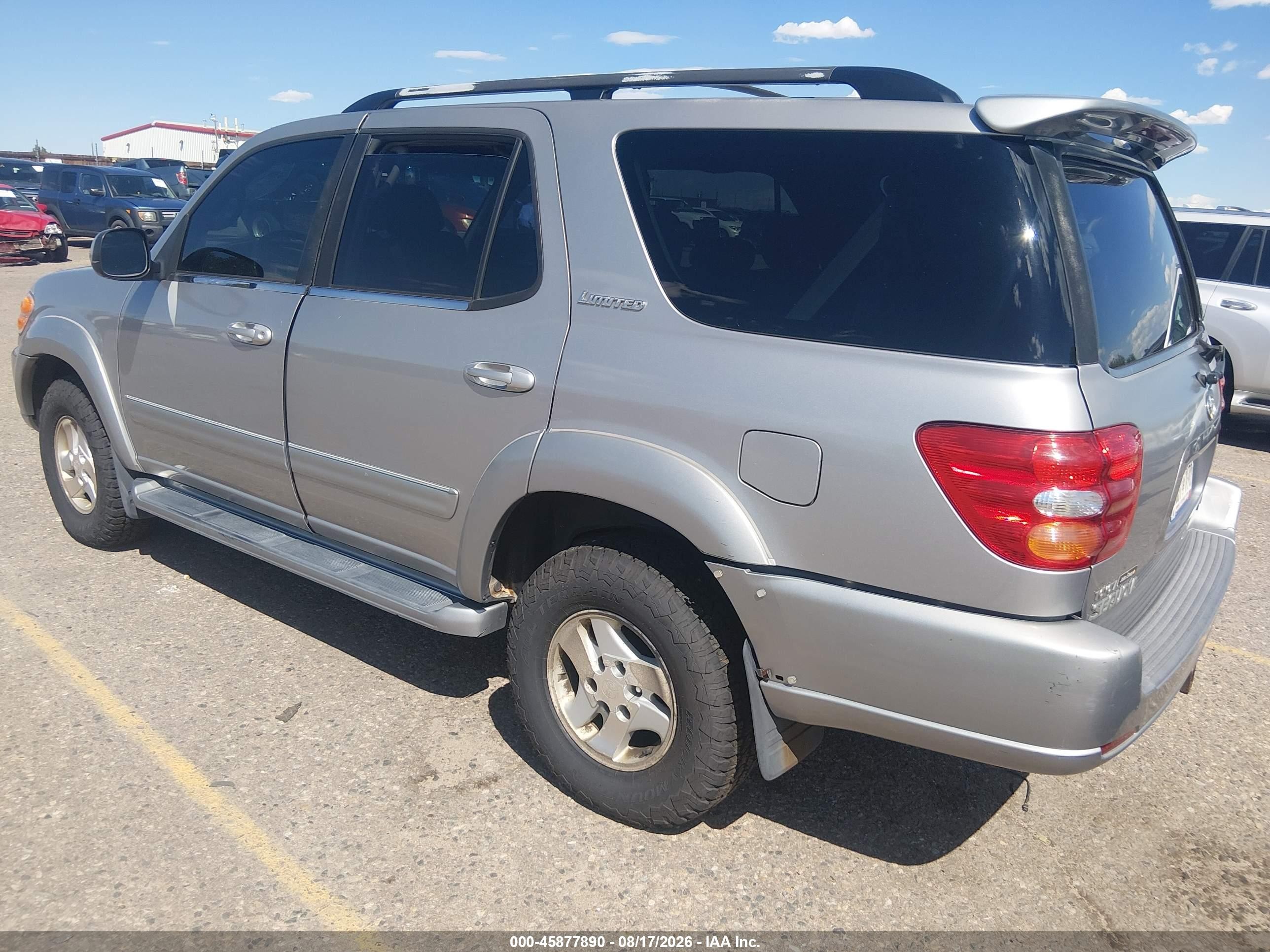2002 Toyota Sequoia Limited V8 Серебряный vin: 5TDBT48A92S089975