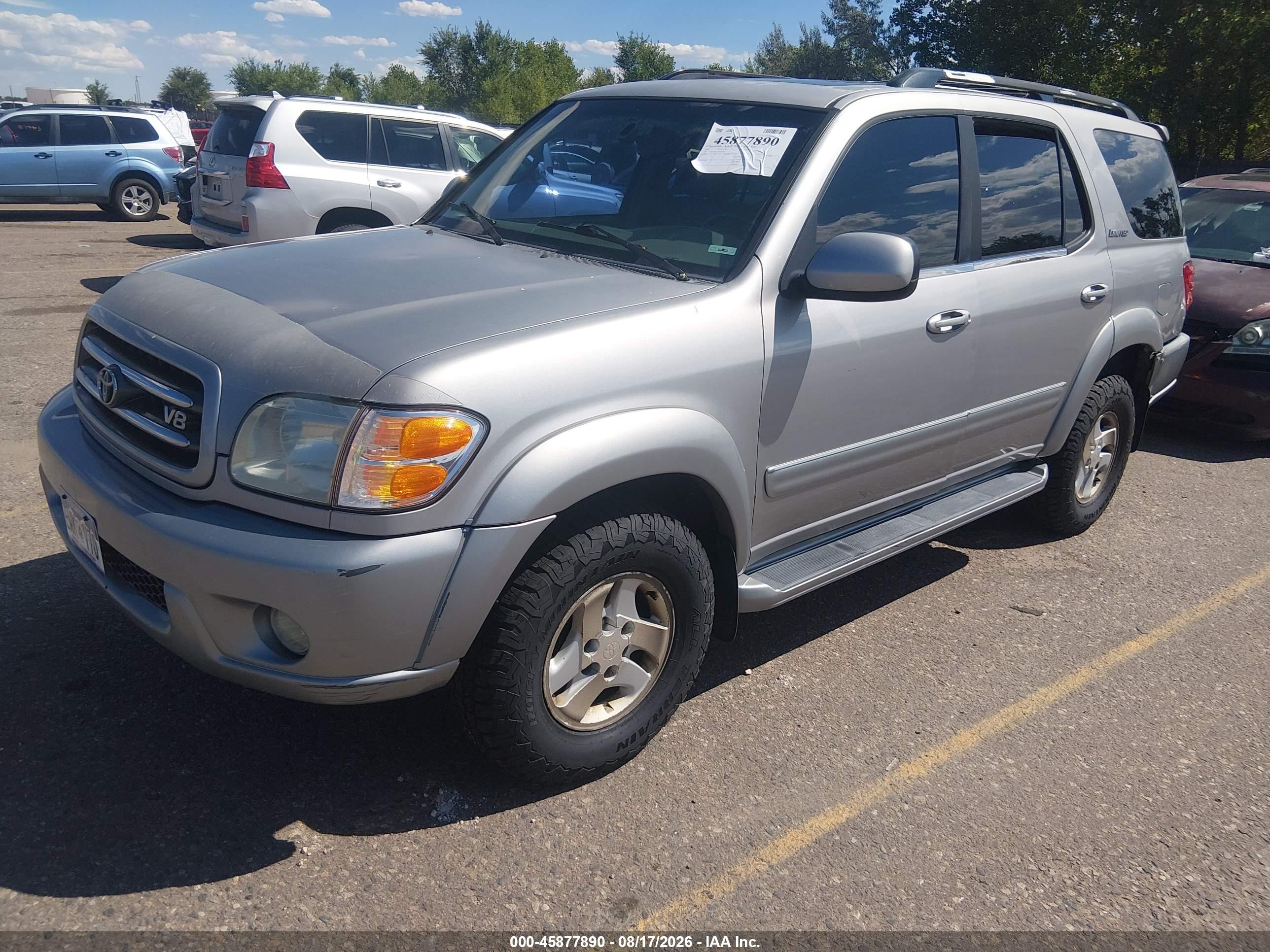 2002 Toyota Sequoia Limited V8 Серебряный vin: 5TDBT48A92S089975