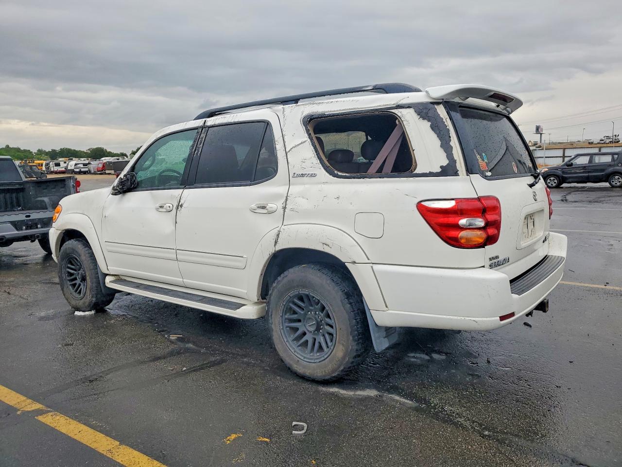 2003 Toyota Sequoia Limited White vin: 5TDBT48A93S181847
