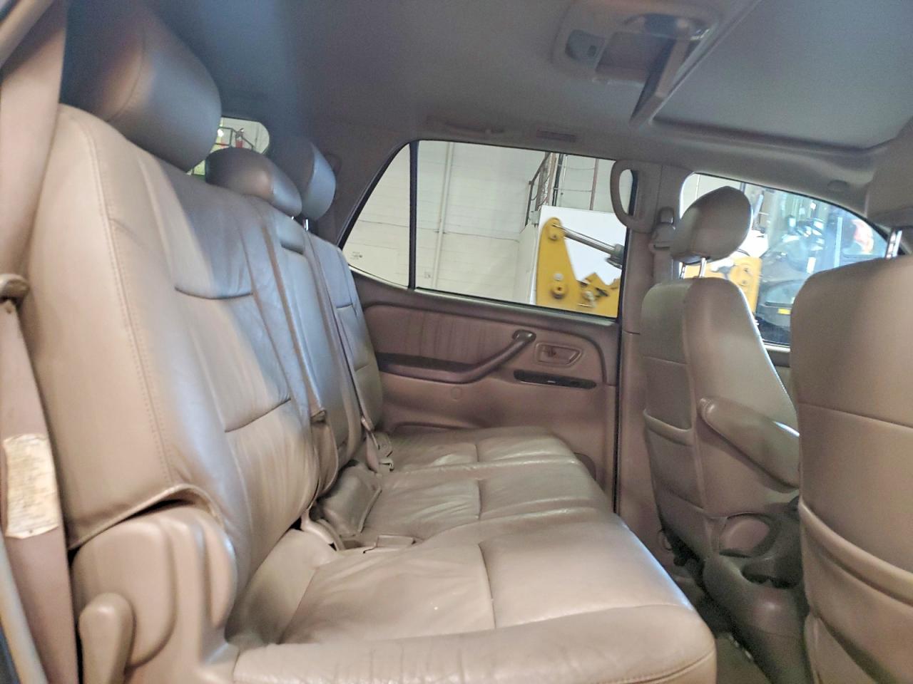 2005 Toyota Sequoia Limited Black vin: 5TDBT48A95S236414