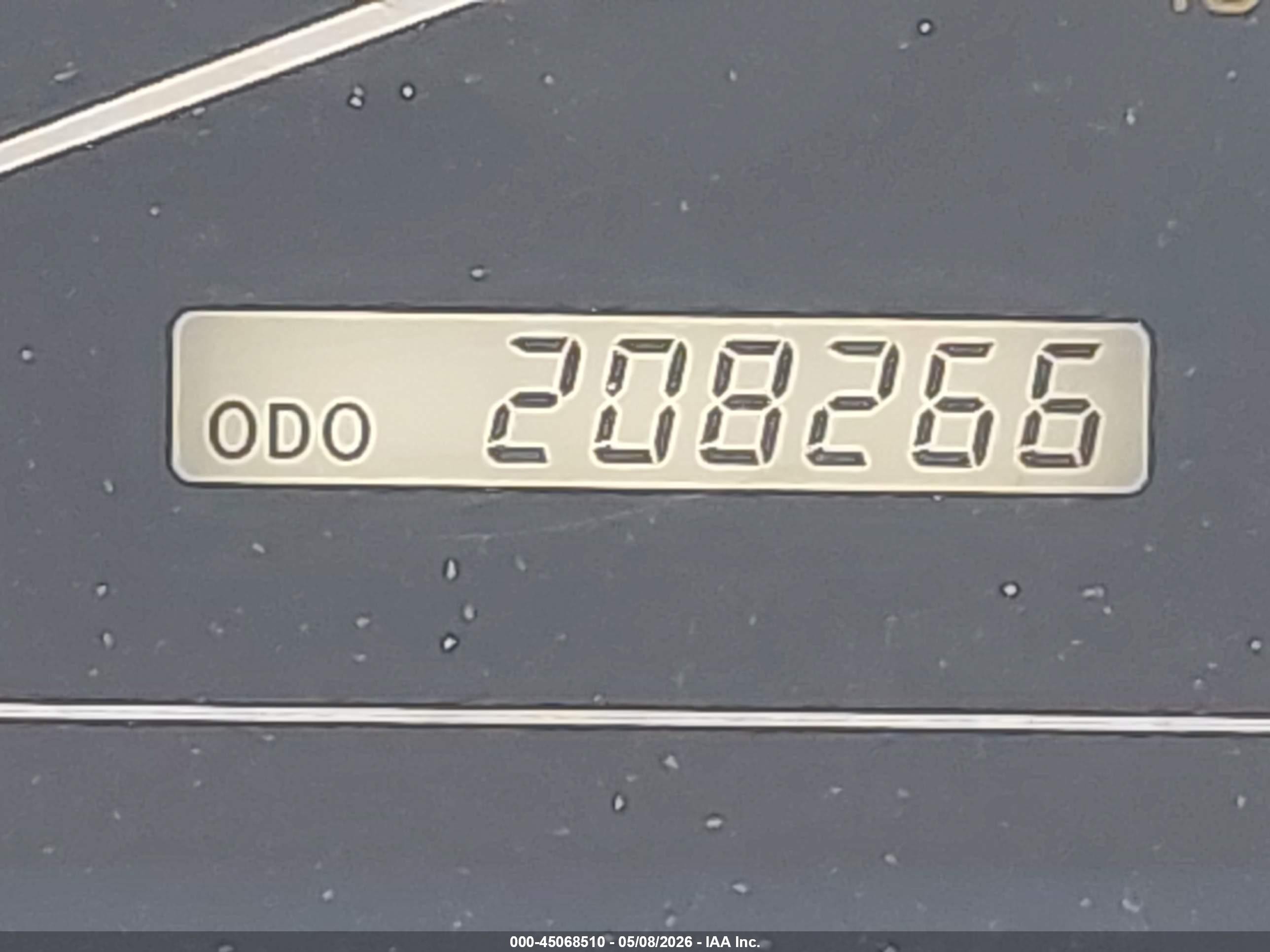 2006 Toyota Sequoia Limited V8 Белый vin: 5TDBT48A96S268197