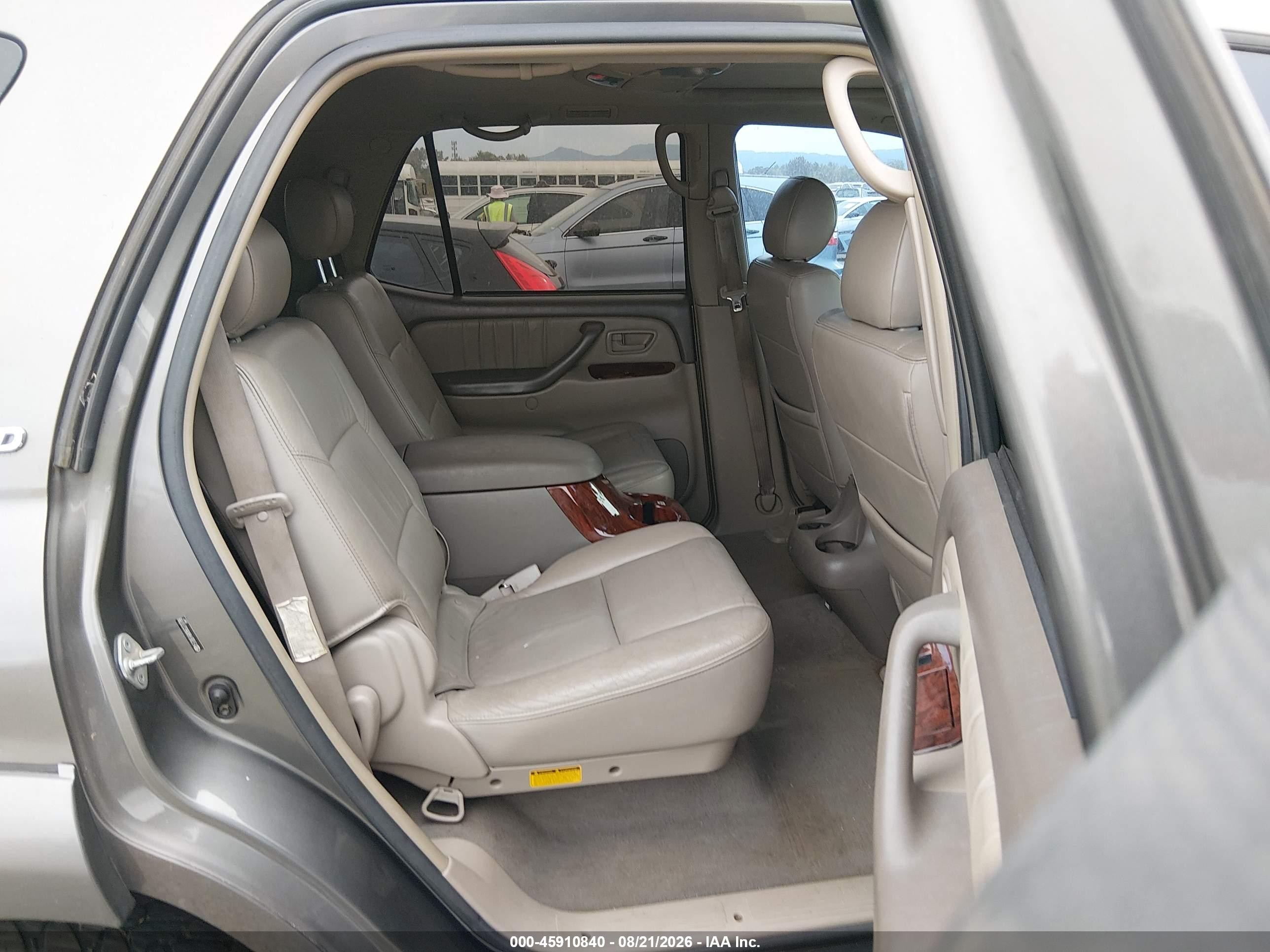 2006 Toyota Sequoia Limited V8 Brown vin: 5TDBT48A96S270788