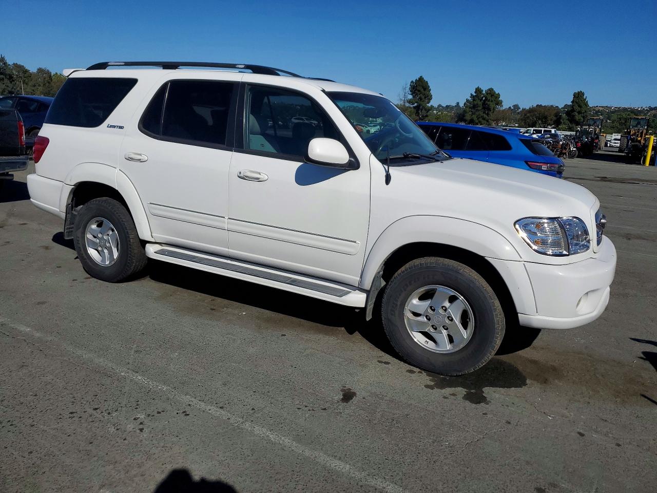 2002 Toyota Sequoia Limited White vin: 5TDBT48AX2S075082