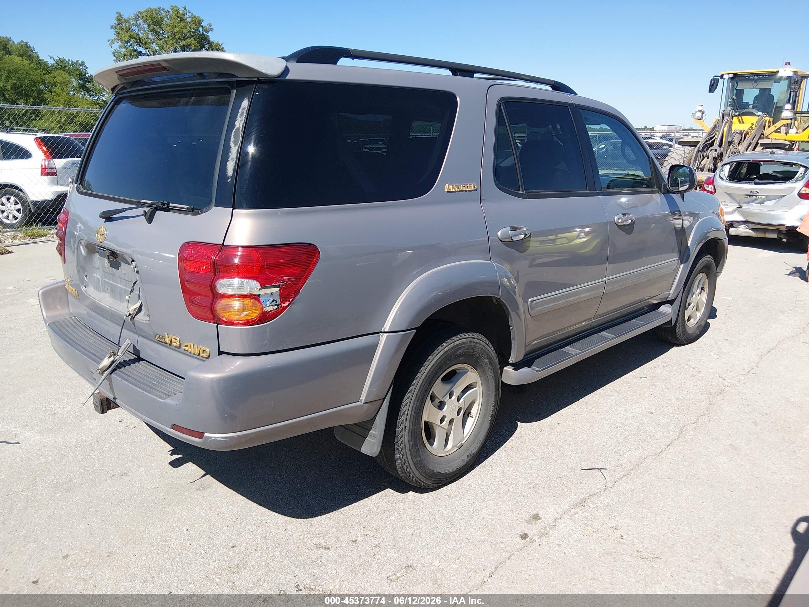 2002 Toyota Sequoia Limited V8 Gold vin: 5TDBT48AX2S109344