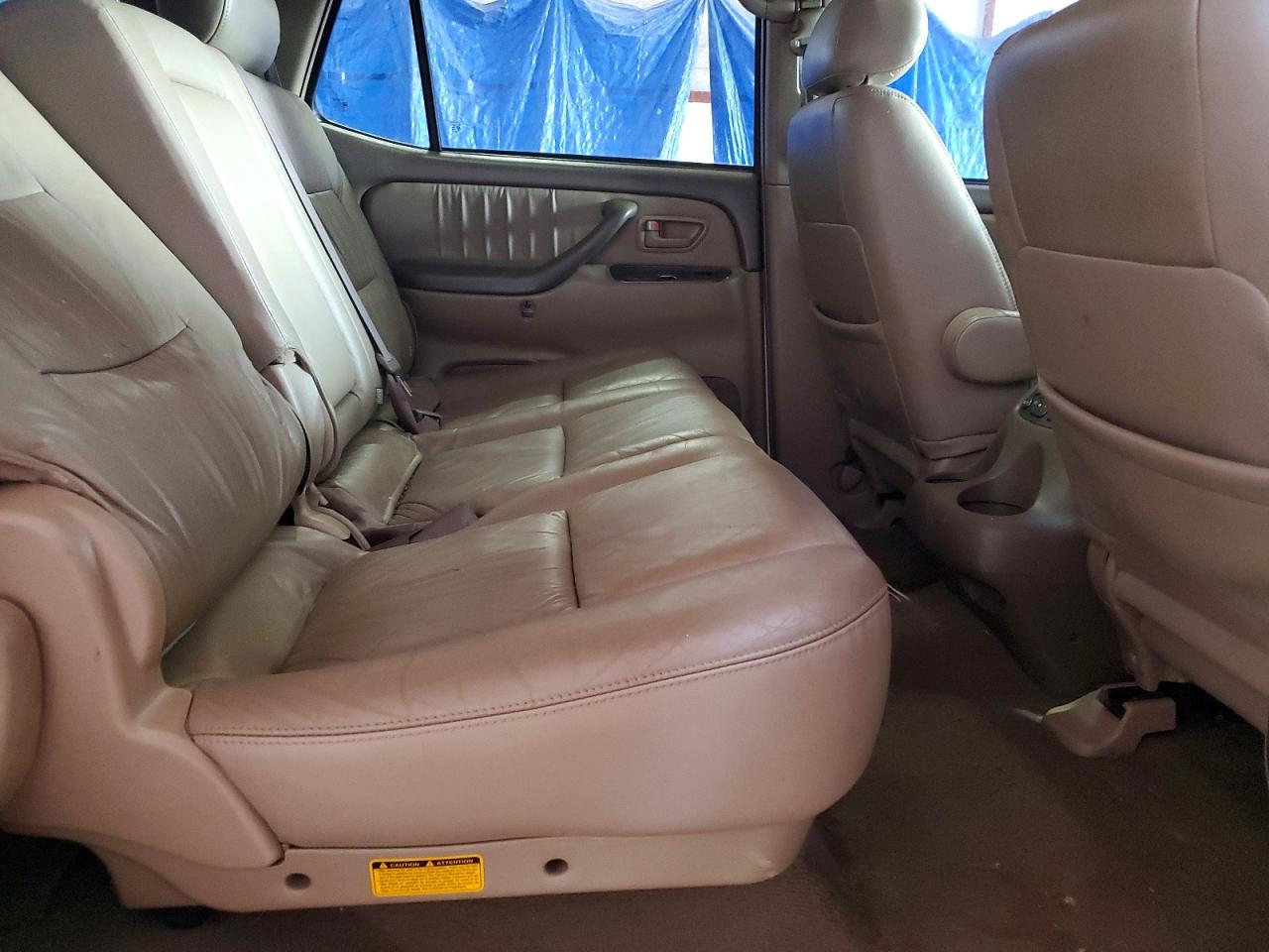 2002 Toyota Sequoia Limited White vin: 5TDBT48AX2S118142