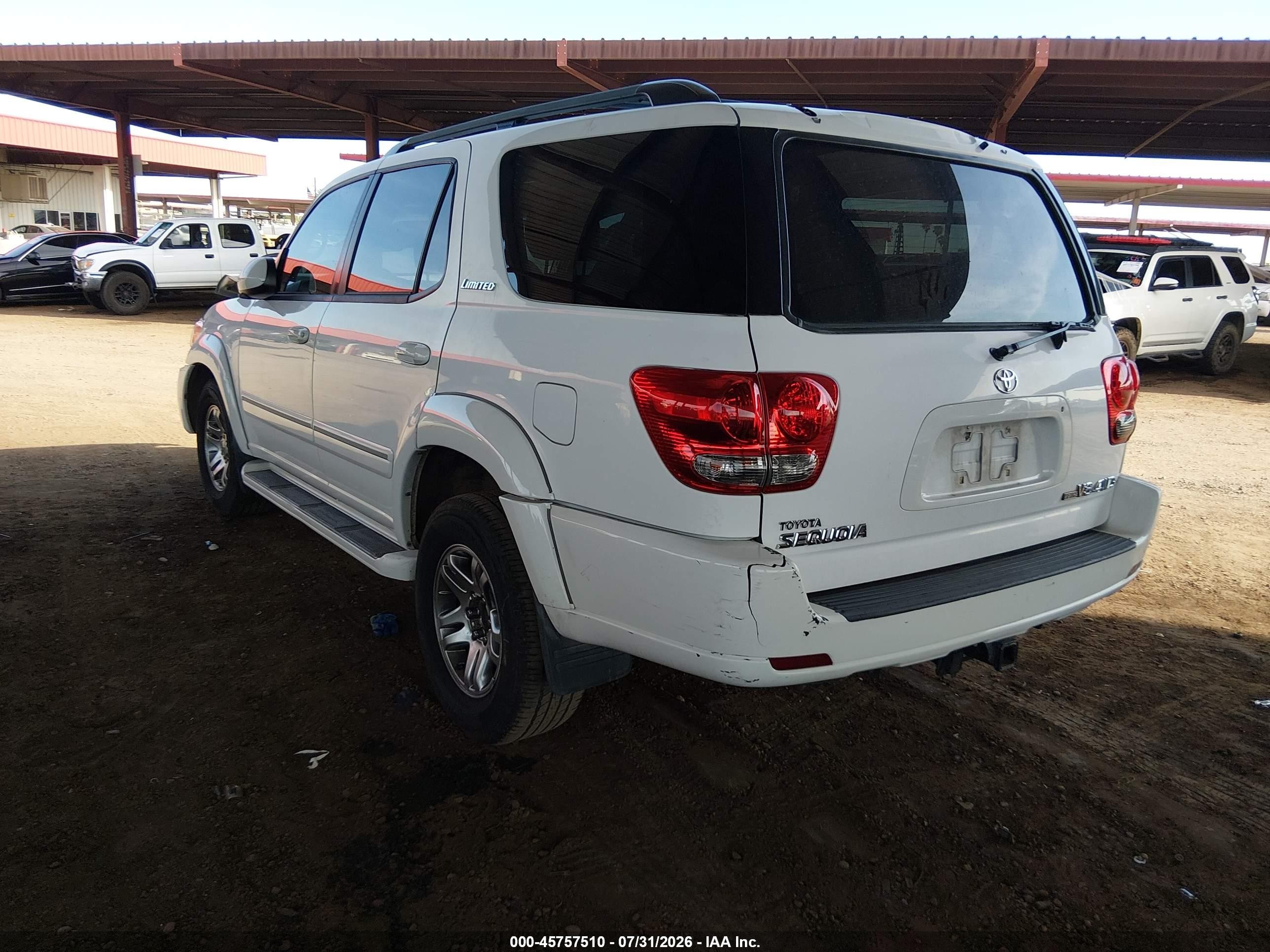 2005 Toyota Sequoia Limited V8 White vin: 5TDBT48AX5S257742
