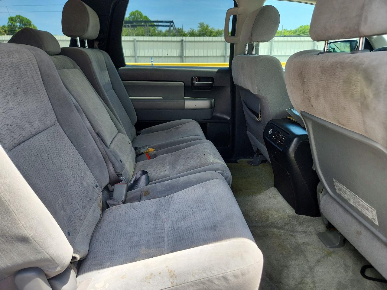 2009 Toyota Sequoia Sr5 Blue vin: 5TDBT64A19S000539