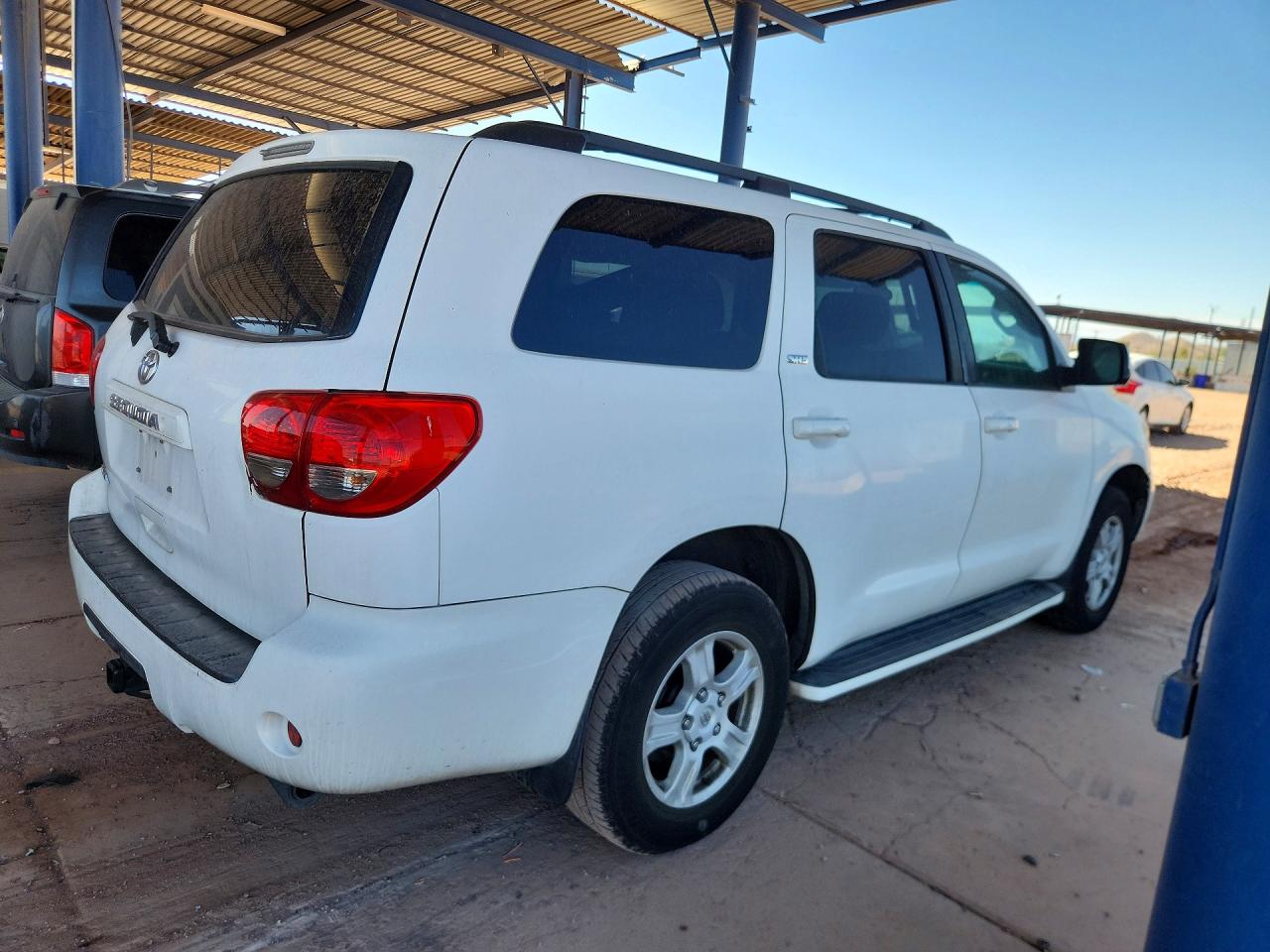 2009 Toyota Sequoia Sr5 White vin: 5TDBT64A99S001017
