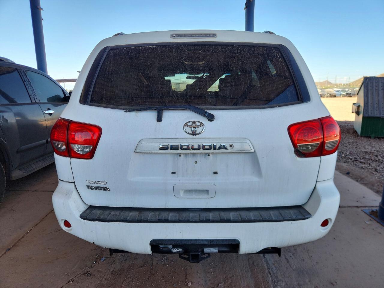 2009 Toyota Sequoia Sr5 White vin: 5TDBT64A99S001017