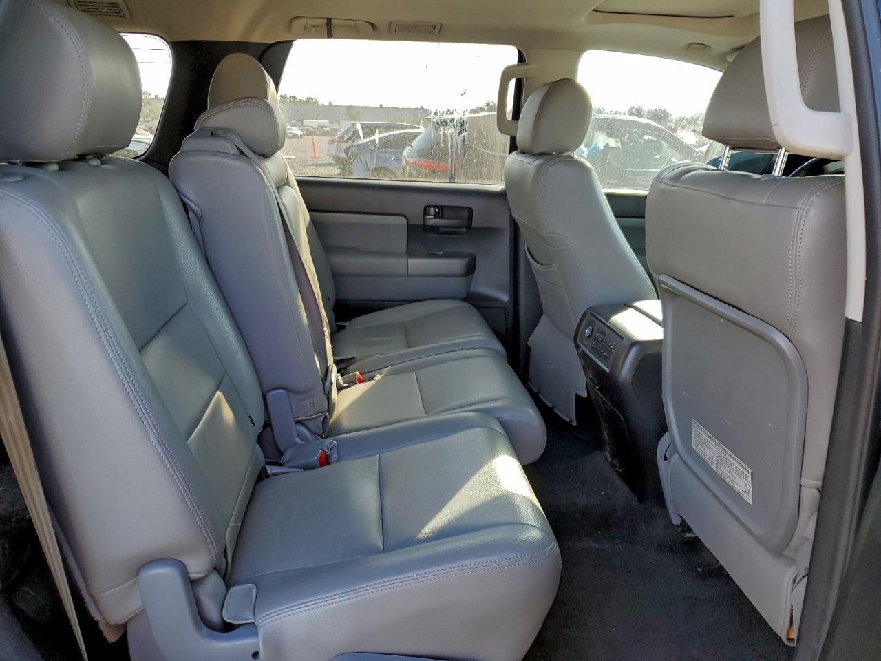 2014 Toyota Sequoia Sr5 Black vin: 5TDBW5G10ES098020