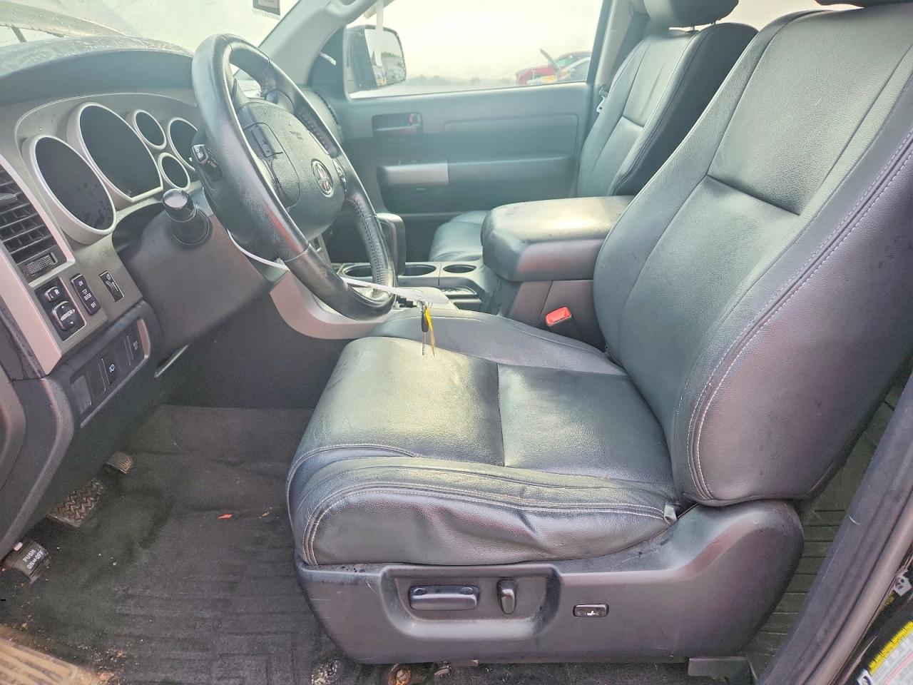 2012 Toyota Sequoia Sr5 Black vin: 5TDBW5G14CS058780