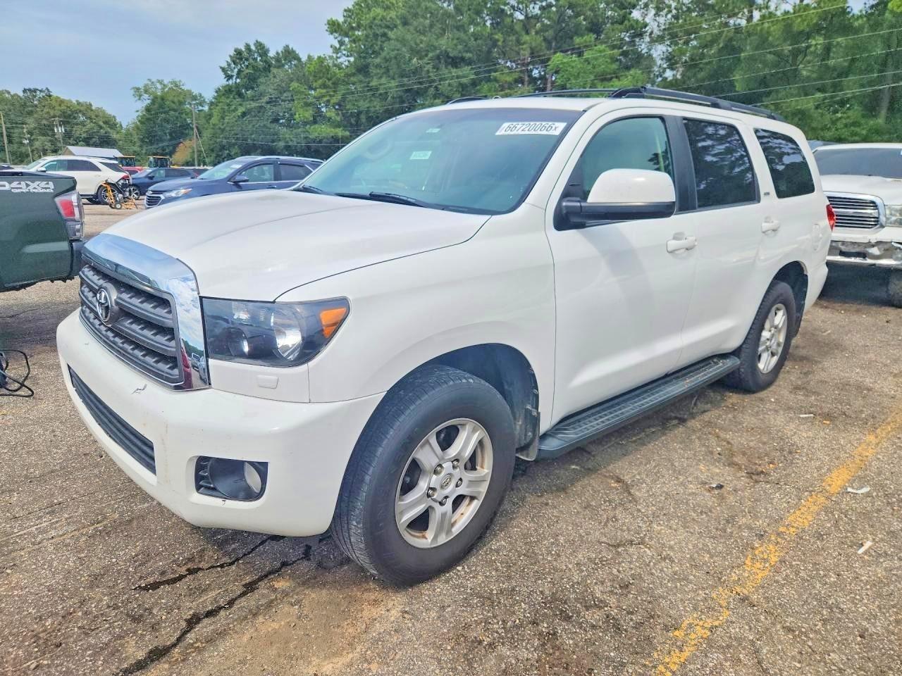 2015 Toyota Sequoia Sr5 White vin: 5TDBW5G14FS125365