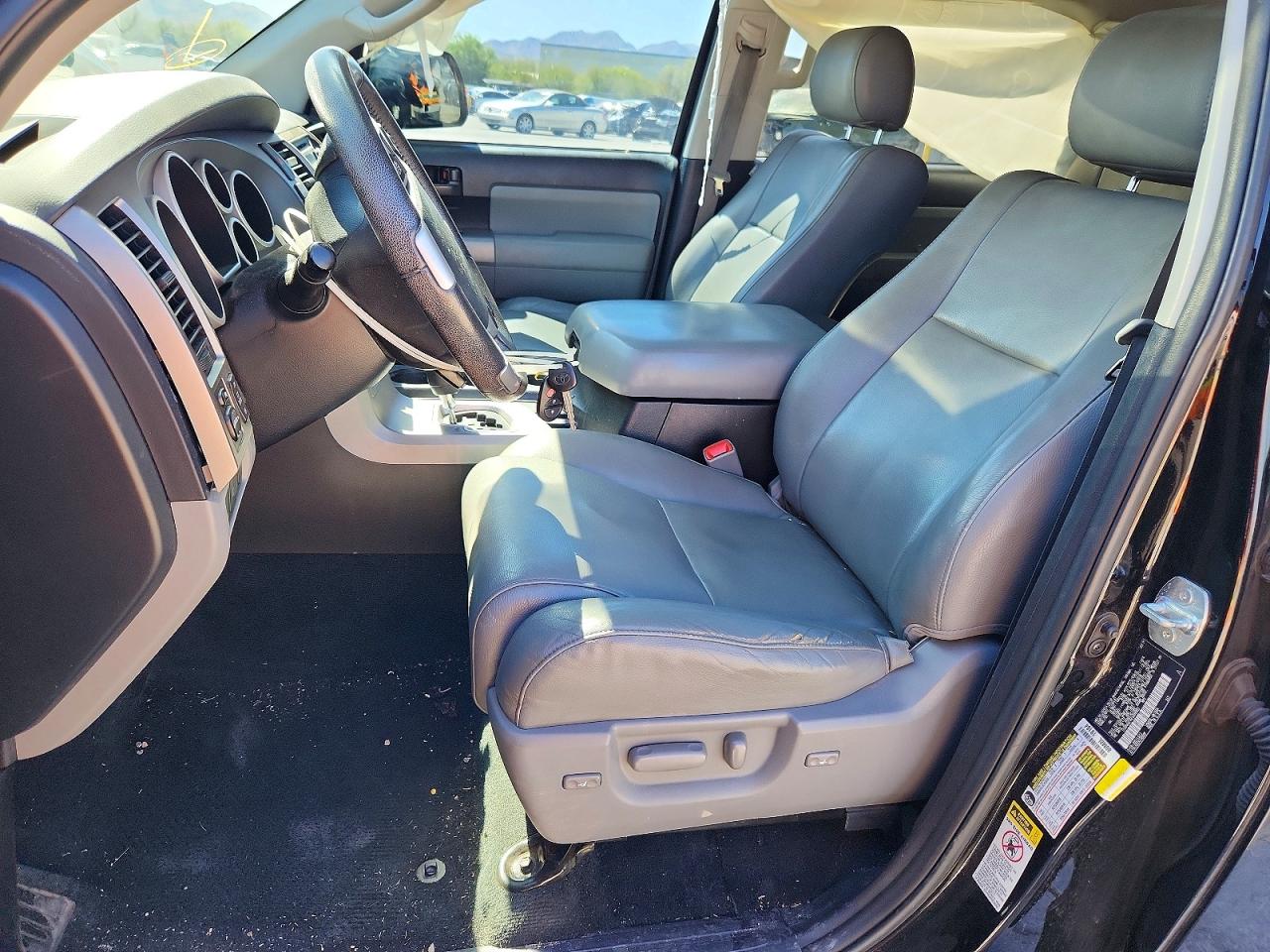 2014 Toyota Sequoia Sr5 Black vin: 5TDBW5G16ES098863