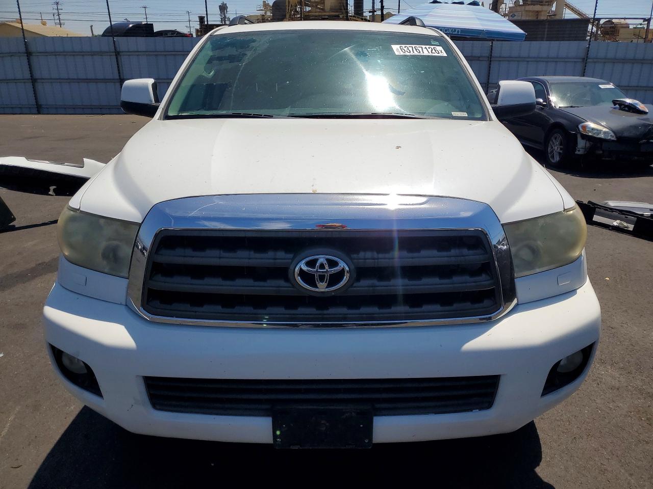 2013 Toyota Sequoia Sr5 White vin: 5TDBY5G10DS086068