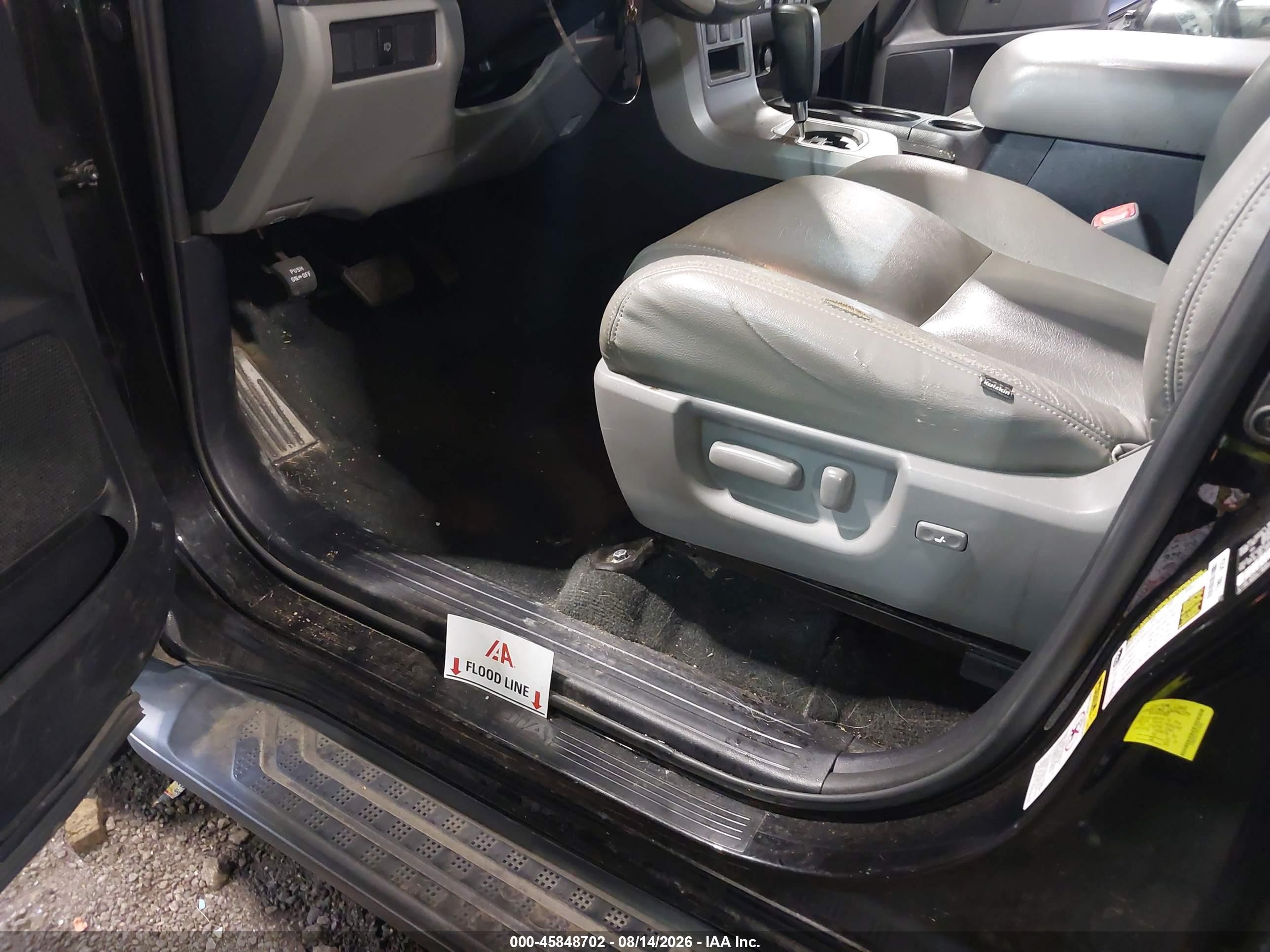 2015 Toyota Sequoia Sr5 5.7l V8 Black vin: 5TDBY5G11FS118352