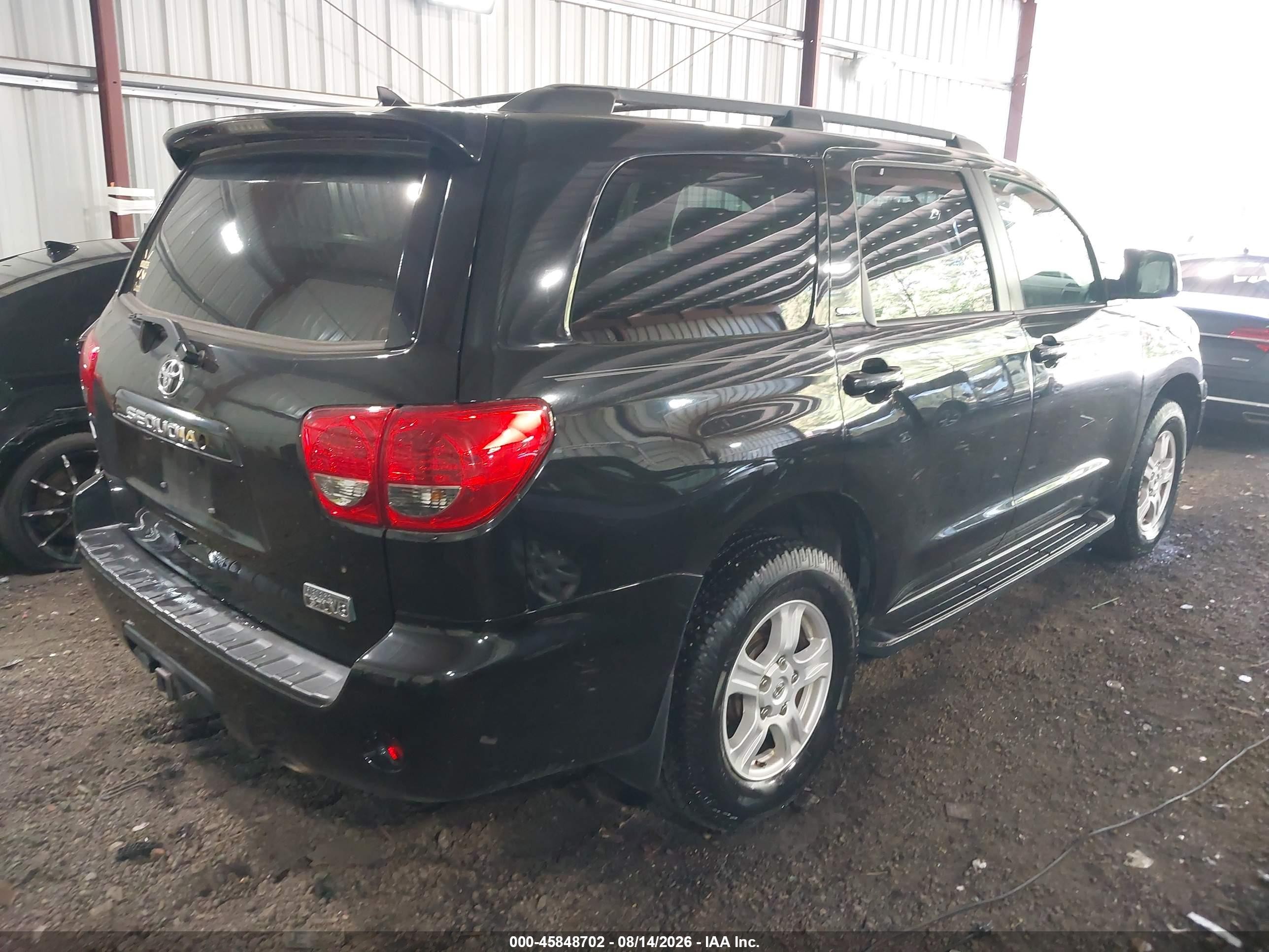 2015 Toyota Sequoia Sr5 5.7l V8 Black vin: 5TDBY5G11FS118352
