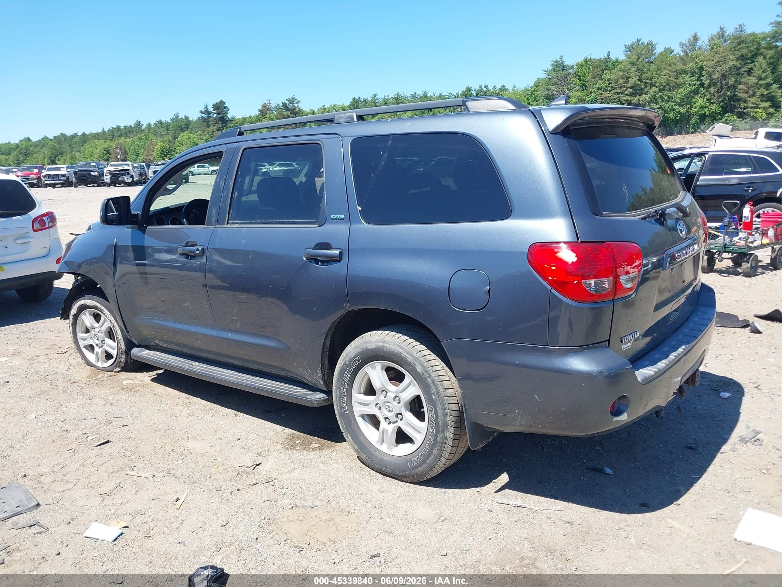 2010 Toyota Sequoia Sr5 5.7l V8 Black vin: 5TDBY5G14AS028489