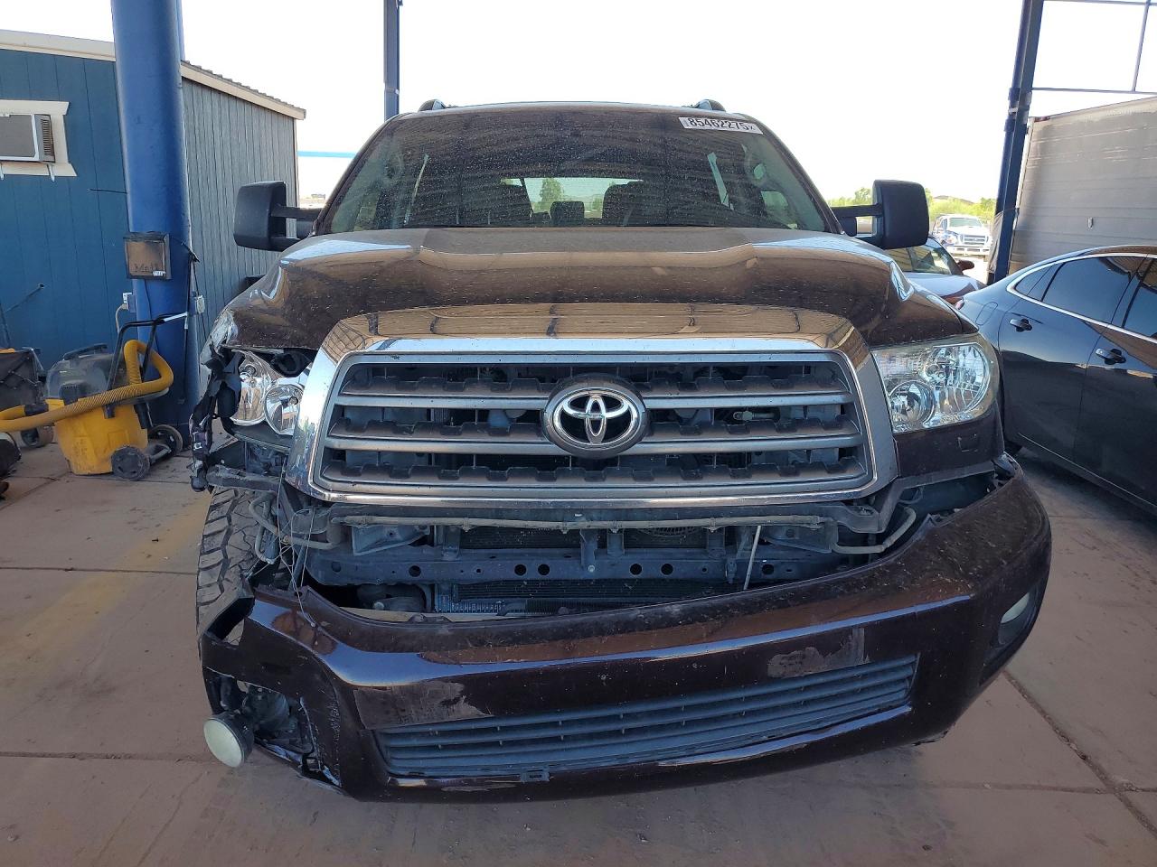 2013 Toyota Sequoia Sr5 Maroon vin: 5TDBY5G14DS075025