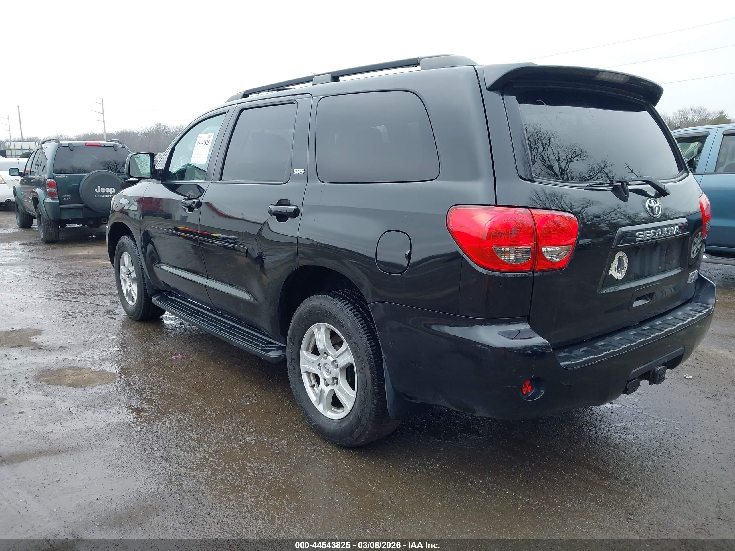 2013 Toyota Sequoia Sr5 5.7l V8 Black vin: 5TDBY5G16DS081117