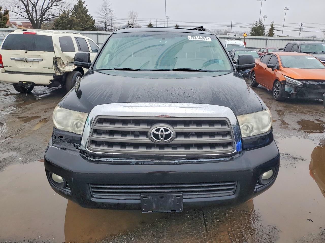 2011 Toyota Sequoia Sr5 Black vin: 5TDBY5G17BS045272