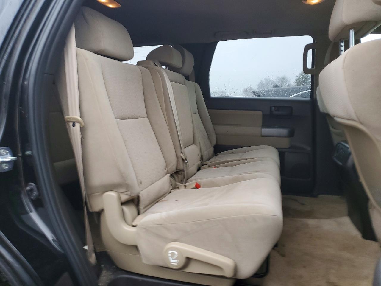 2011 Toyota Sequoia Sr5 Black vin: 5TDBY5G17BS045272