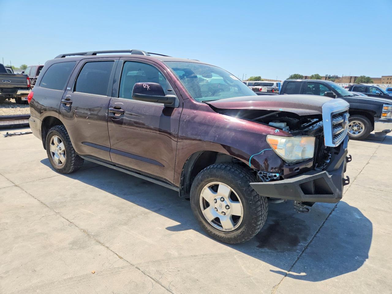 2015 Toyota Sequoia Sr5 Maroon vin: 5TDBY5G18FS112290