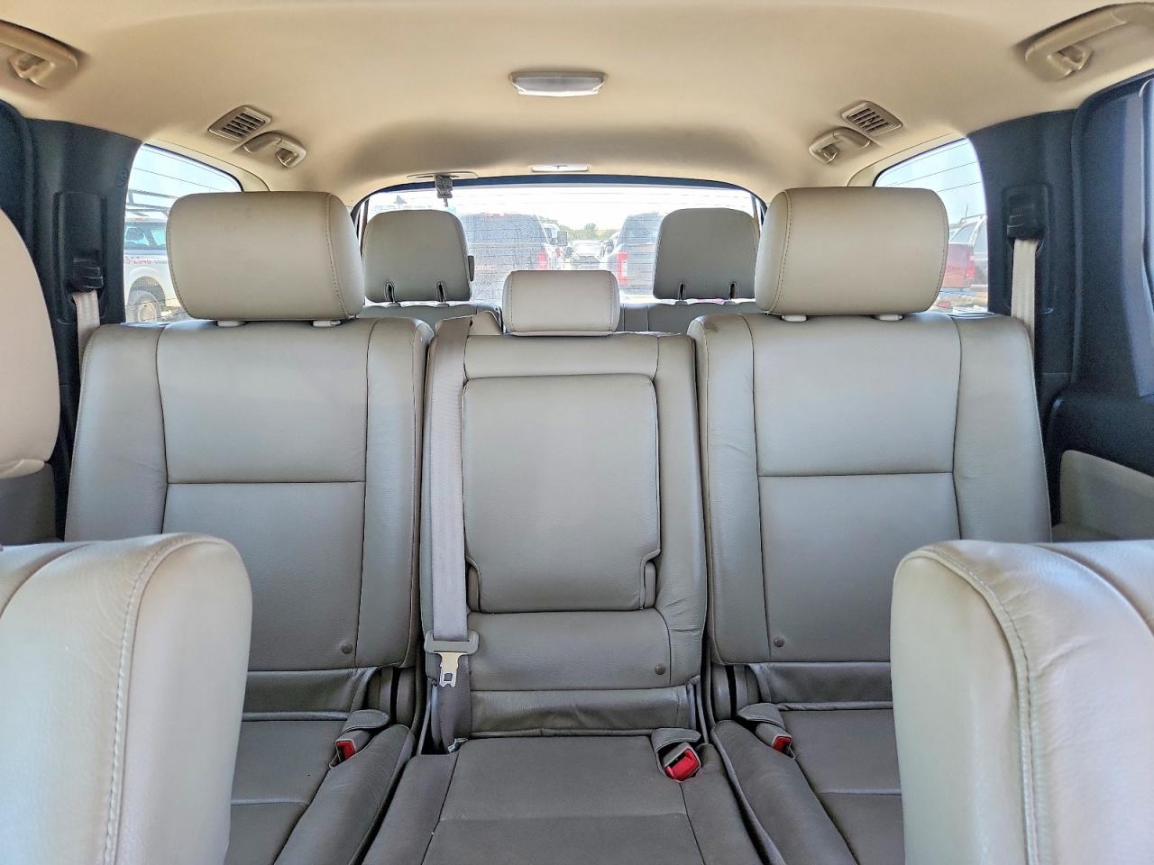 2015 Toyota Sequoia Sr5 Maroon vin: 5TDBY5G18FS112290