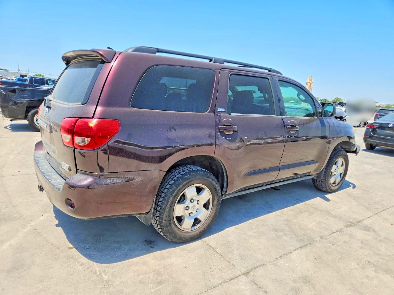2015 Toyota Sequoia Sr5 Maroon vin: 5TDBY5G18FS112290