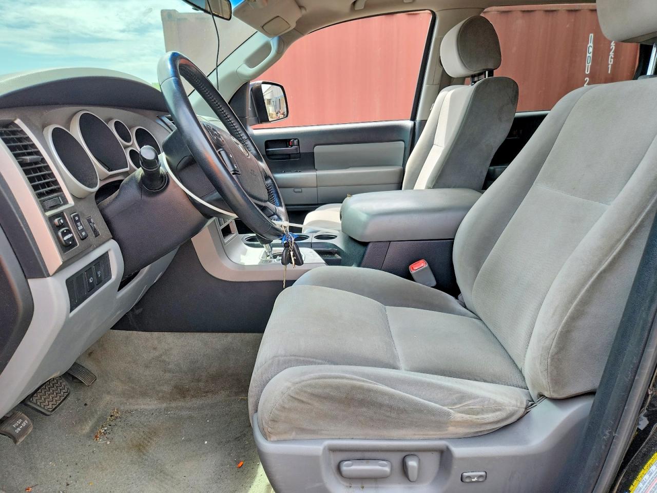 2010 Toyota Sequoia Sr5 Black vin: 5TDBY5G1XAS027105