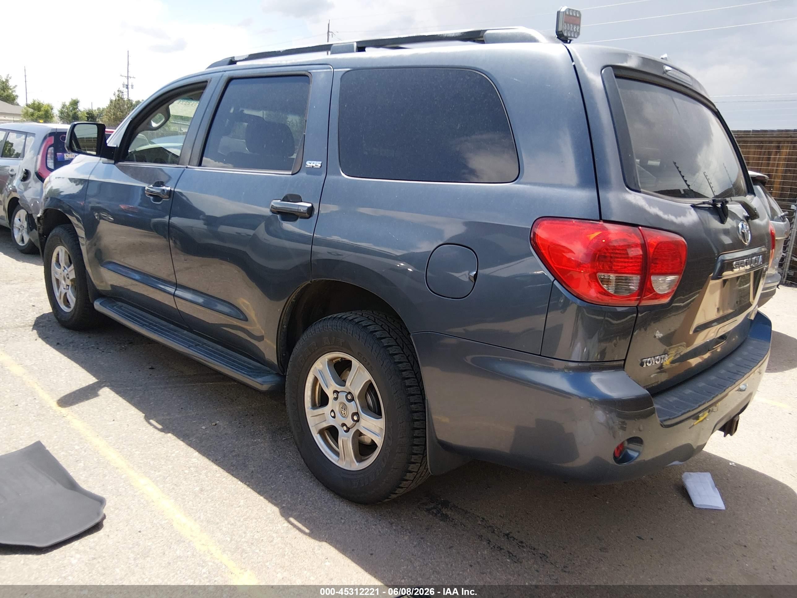 2008 Toyota Sequoia Sr5 5.7l V8 Gray vin: 5TDBY64A08S013248