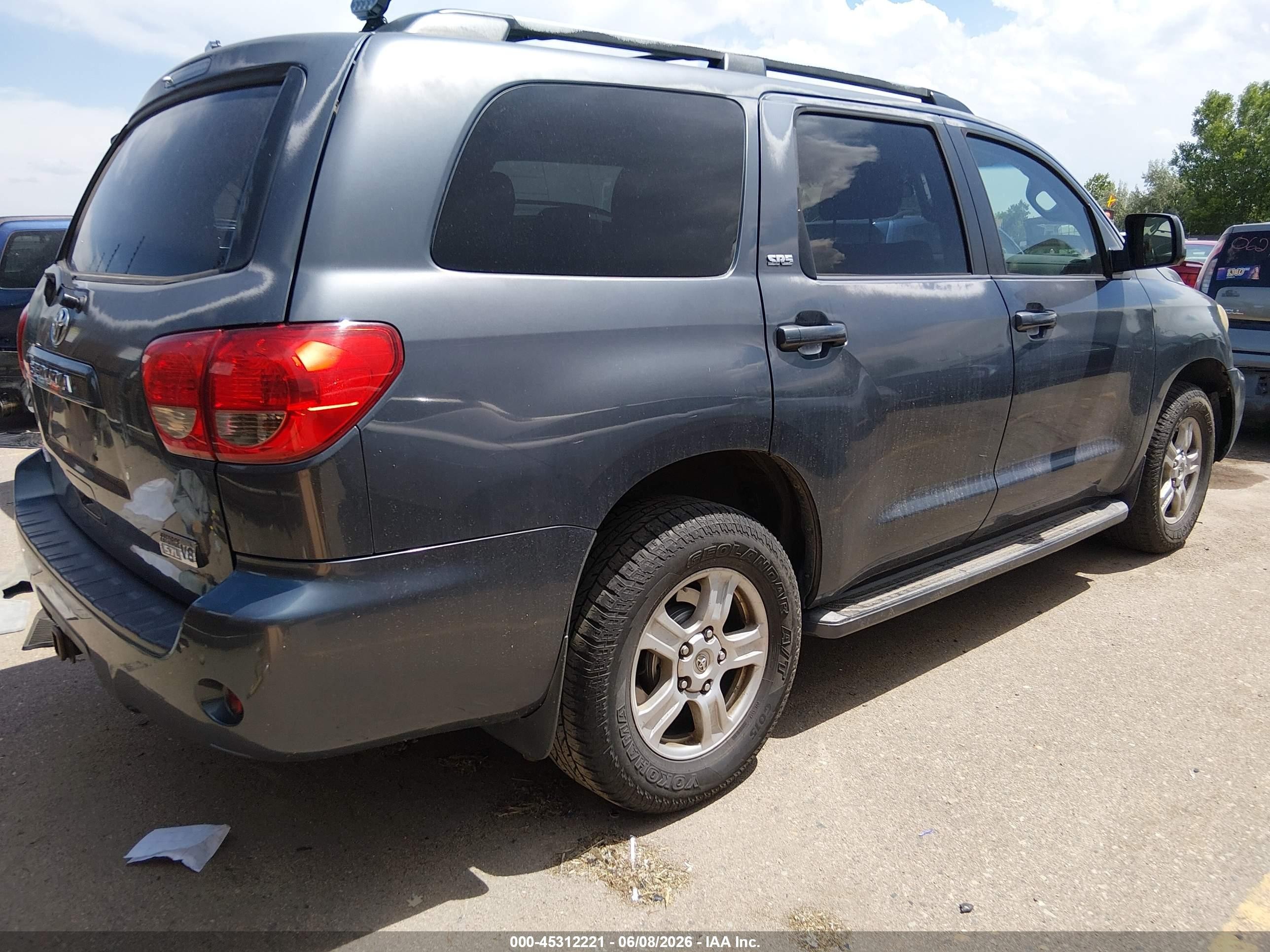 2008 Toyota Sequoia Sr5 5.7l V8 Gray vin: 5TDBY64A08S013248
