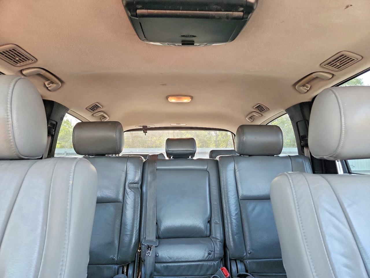 2008 Toyota Sequoia Sr5 Black vin: 5TDBY64A18S013033