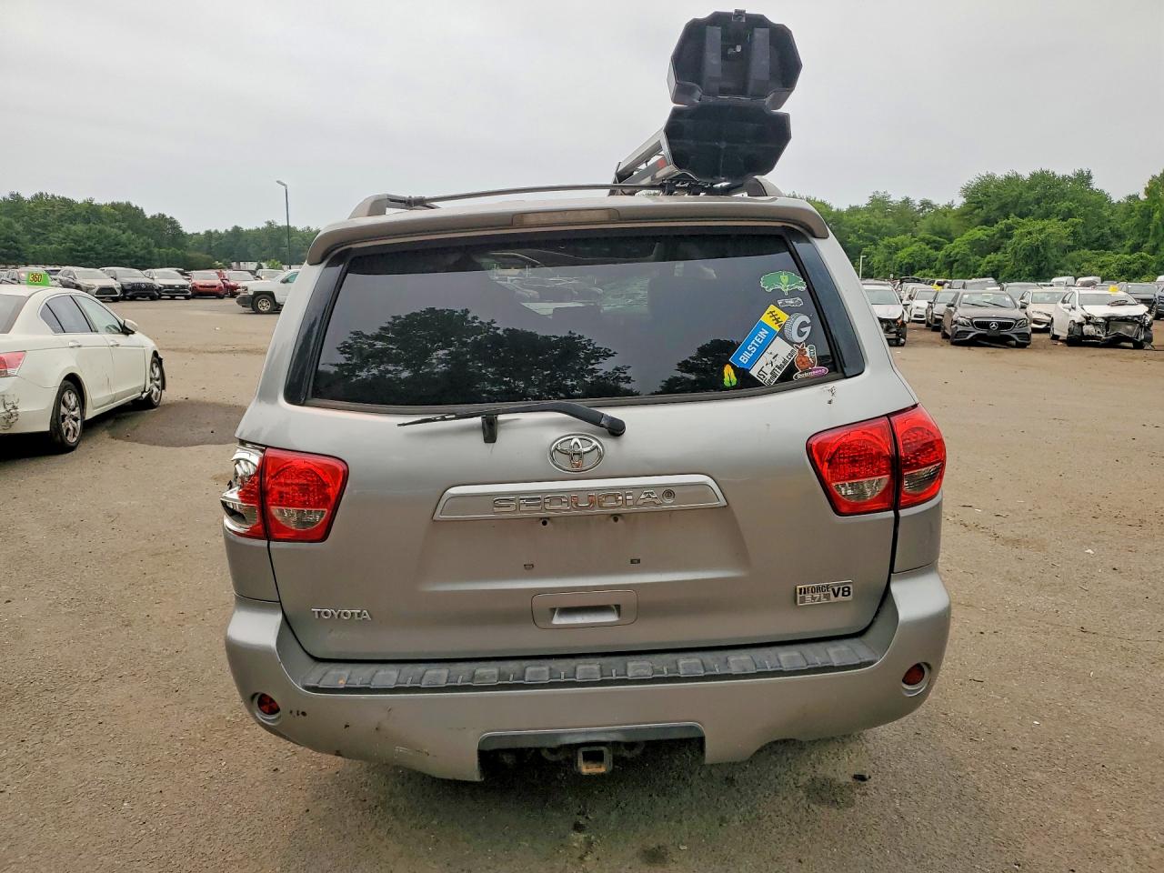 2008 Toyota Sequoia Sr5 Silver vin: 5TDBY64A48S020588
