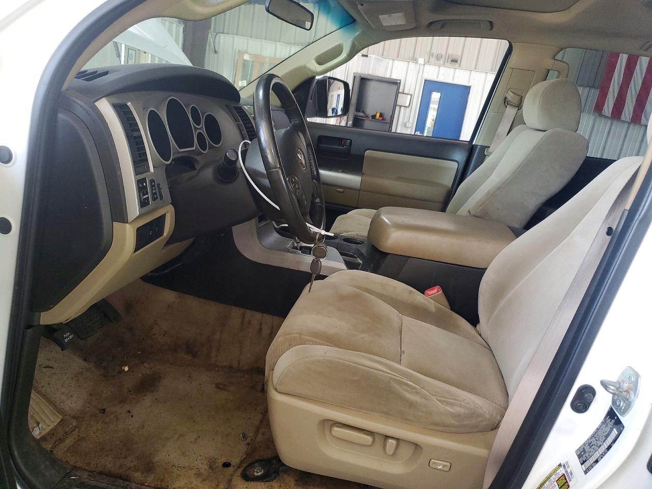 2008 Toyota Sequoia Sr5 White vin: 5TDBY64A68S011469
