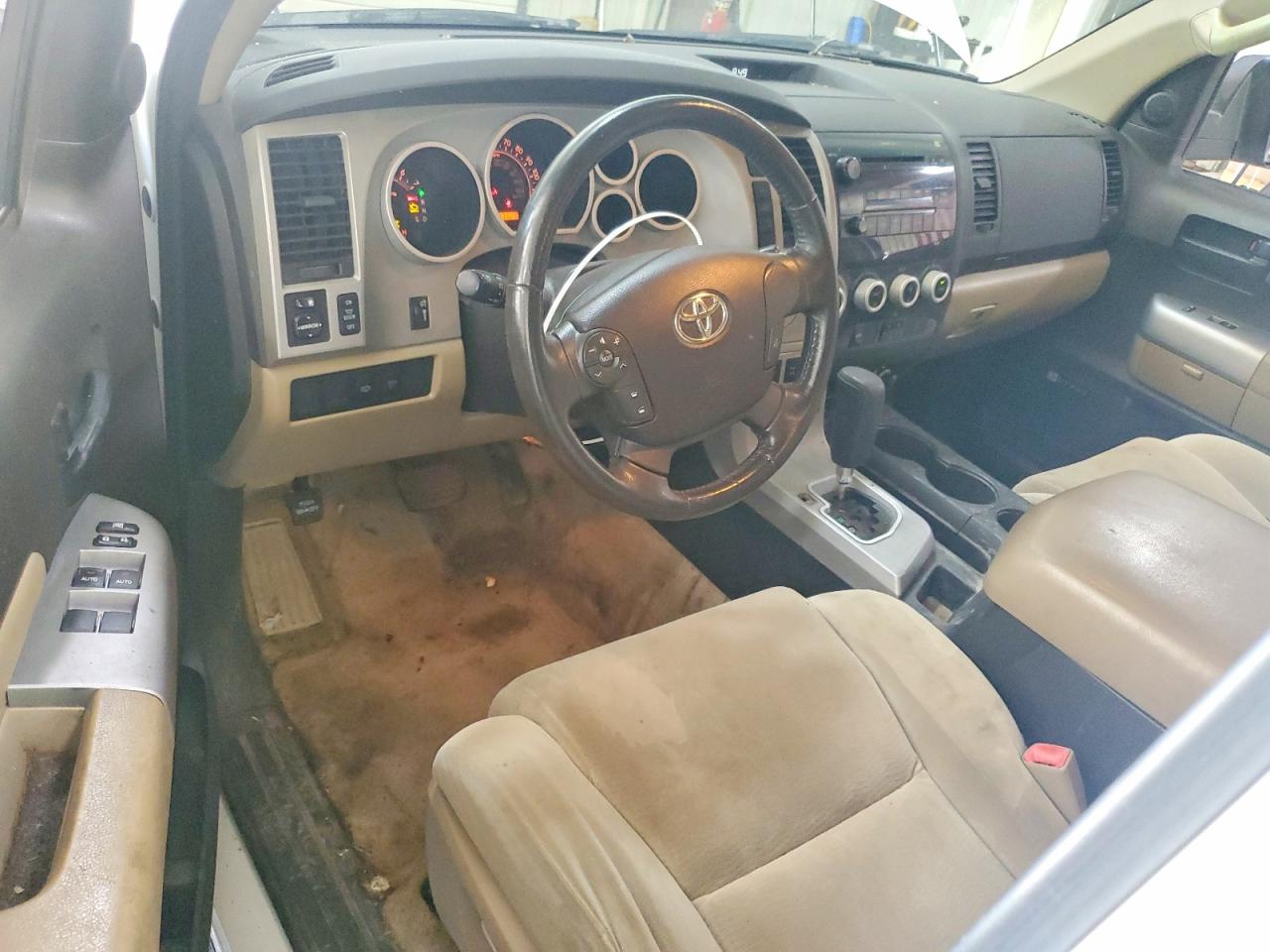 2008 Toyota Sequoia Sr5 White vin: 5TDBY64A68S011469