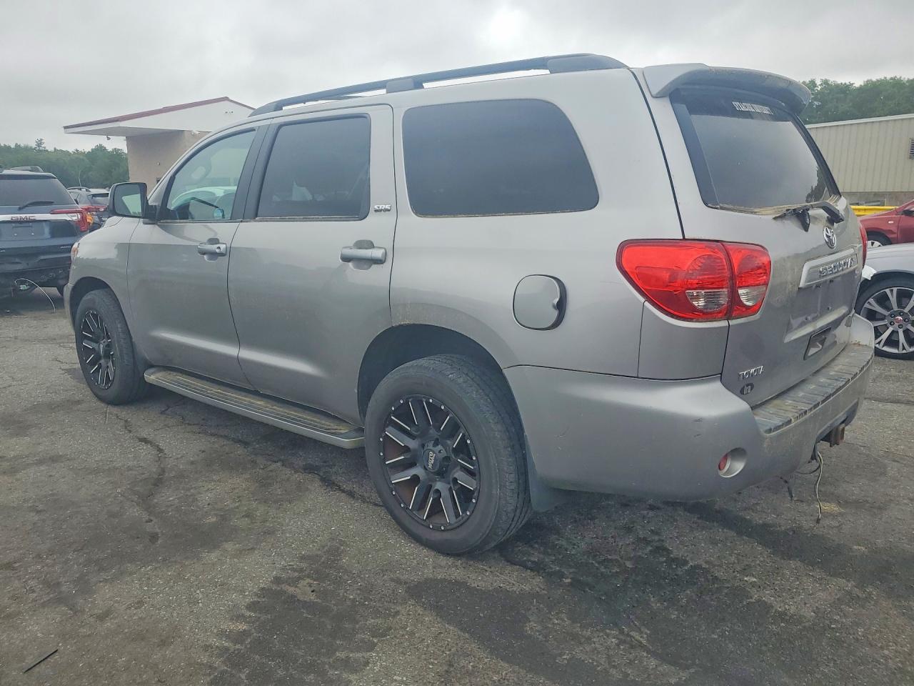 2008 Toyota Sequoia Sr5 Silver vin: 5TDBY64A98S009506