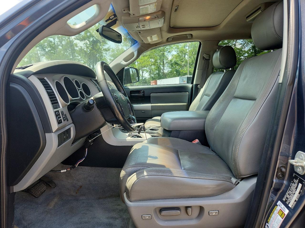 2008 Toyota Sequoia Sr5 Gray vin: 5TDBY64AX8S014231