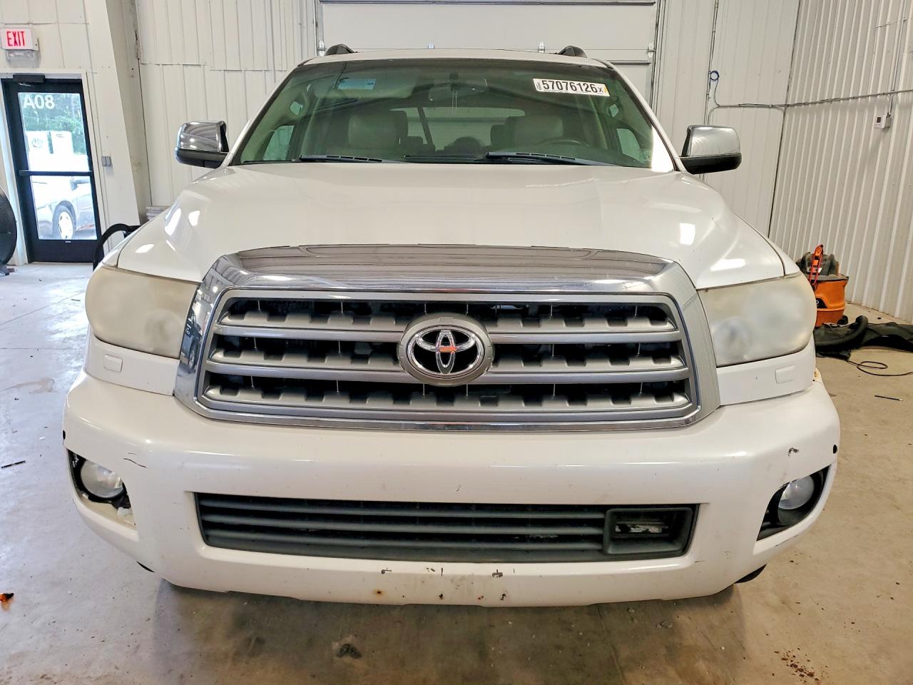 2008 Toyota Sequoia Platinum White vin: 5TDBY67A48S020702