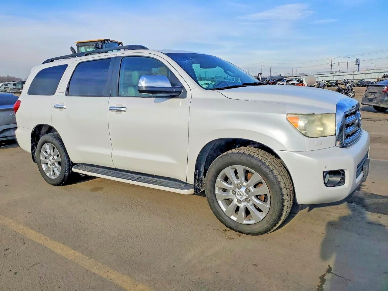 2008 Toyota Sequoia Platinum White vin: 5TDBY67A78S004297