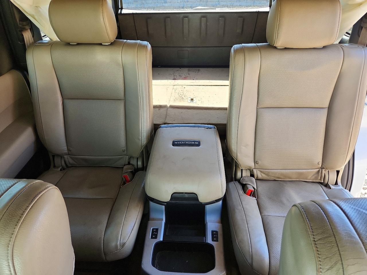2008 Toyota Sequoia Platinum White vin: 5TDBY67A78S020998