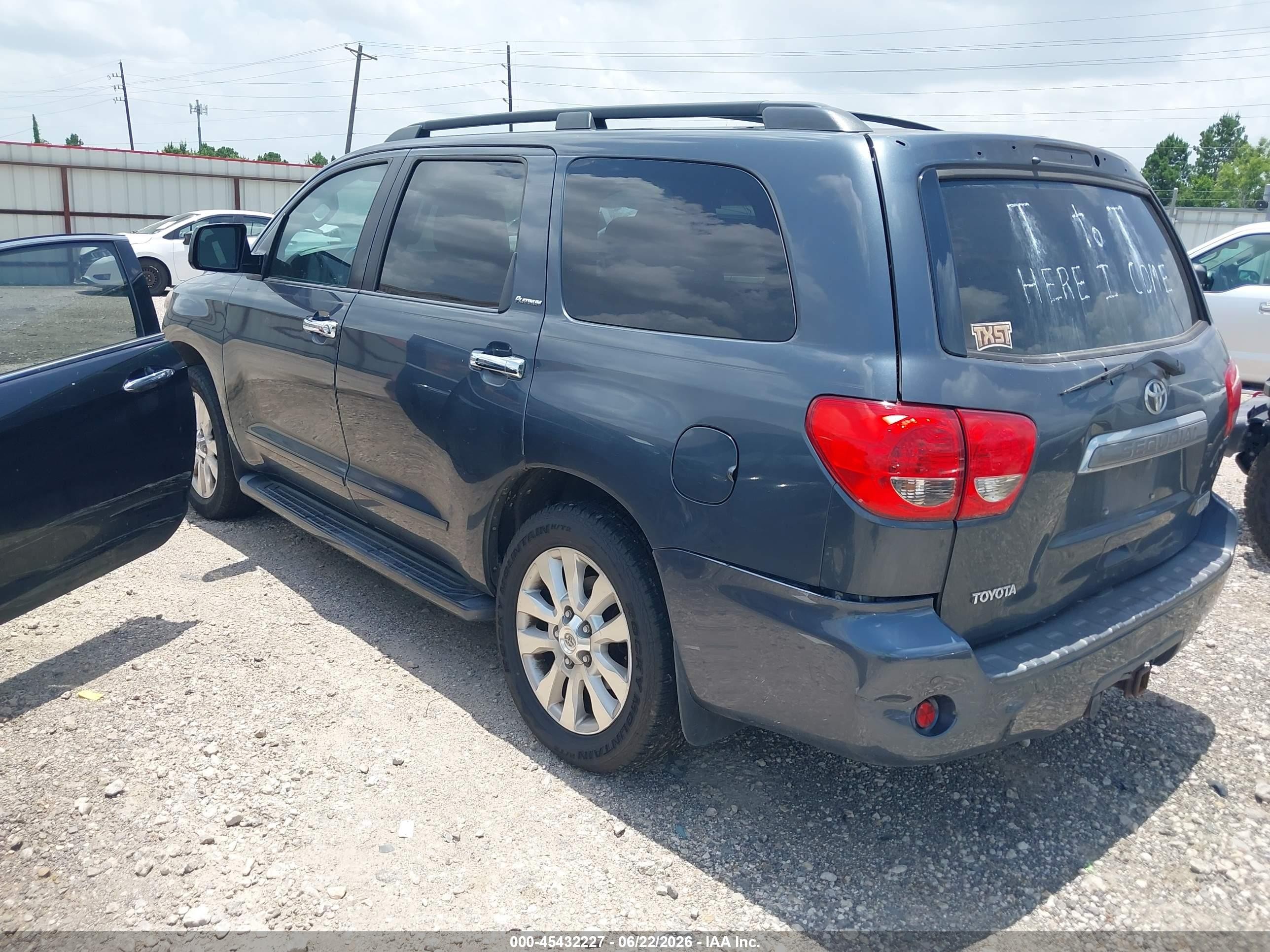 2008 Toyota Sequoia Platinum Gray vin: 5TDBY67A78S021391