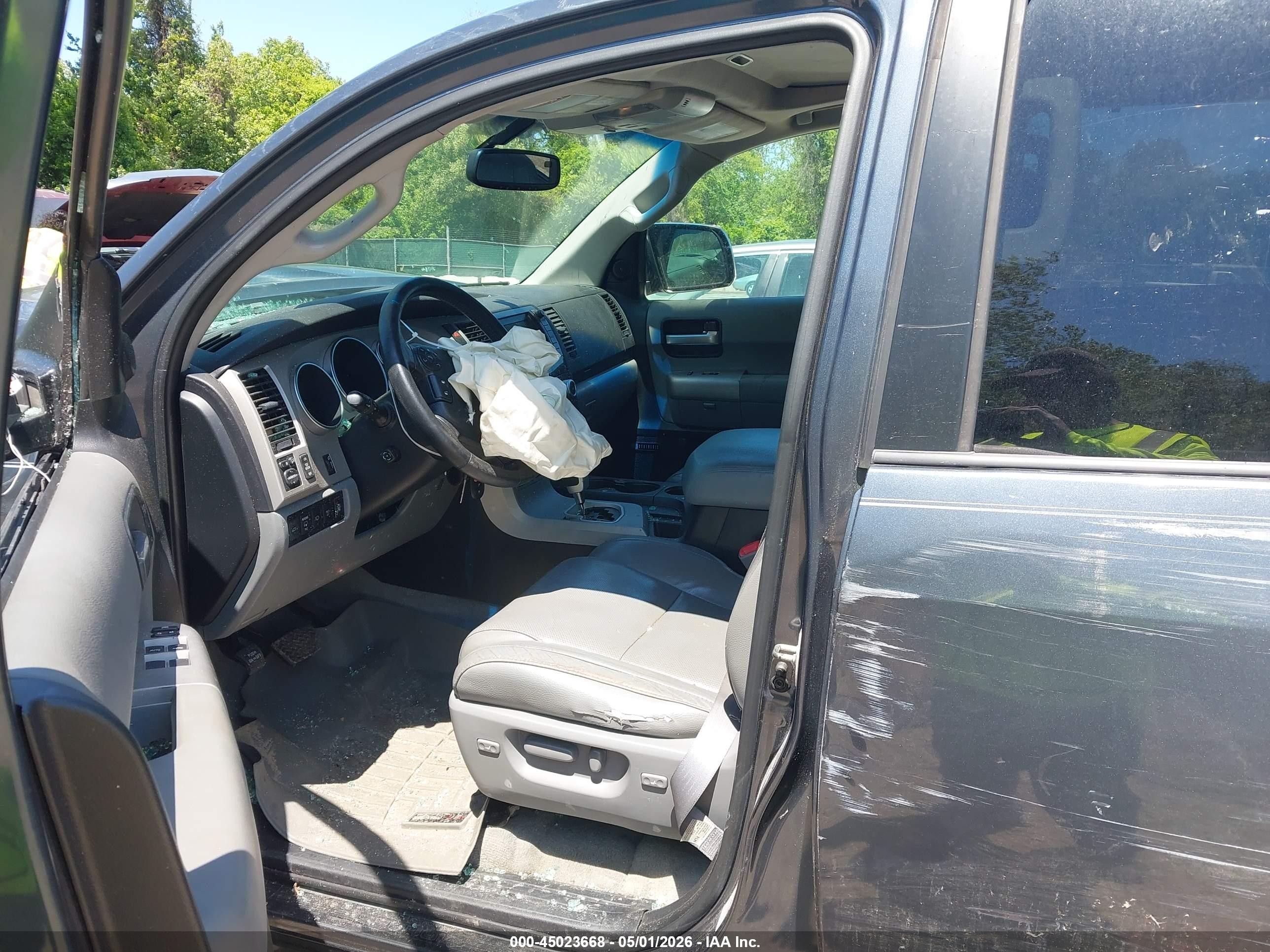 2008 Toyota Sequoia Platinum 5.7l V8 Gray vin: 5TDBY67A98S022025