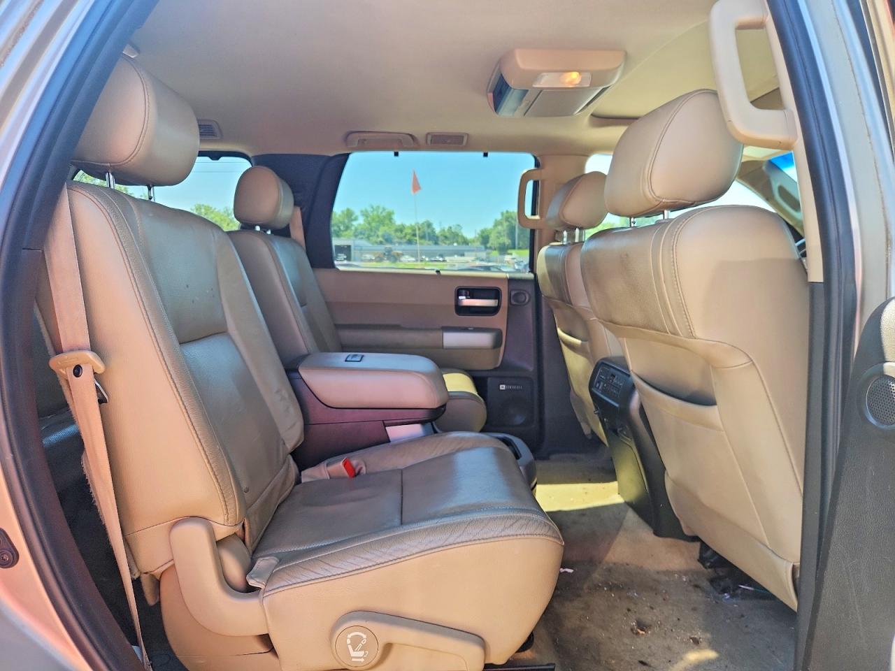 2008 Toyota Sequoia Platinum Gold vin: 5TDBY67AX8S000146
