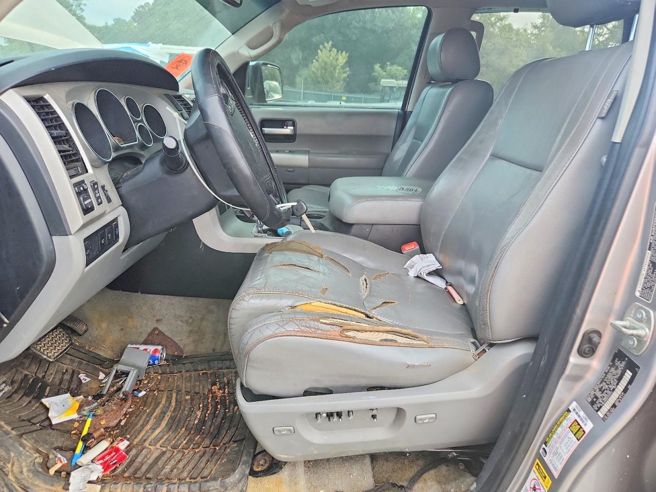 2008 Toyota Sequoia Limited Silver vin: 5TDBY68A08S002633