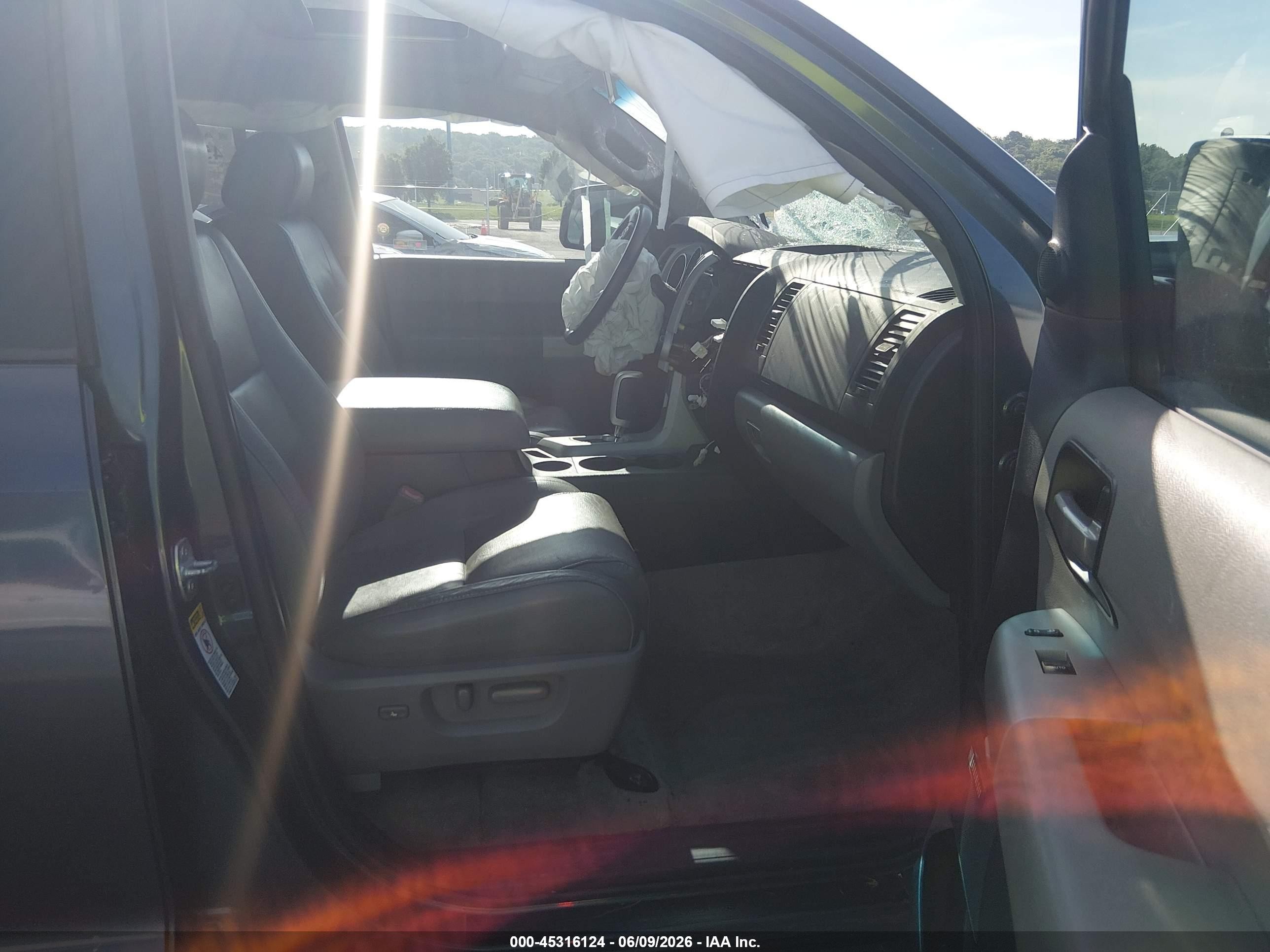 2008 Toyota Sequoia Limited 5.7l V8 Blue vin: 5TDBY68A08S005970