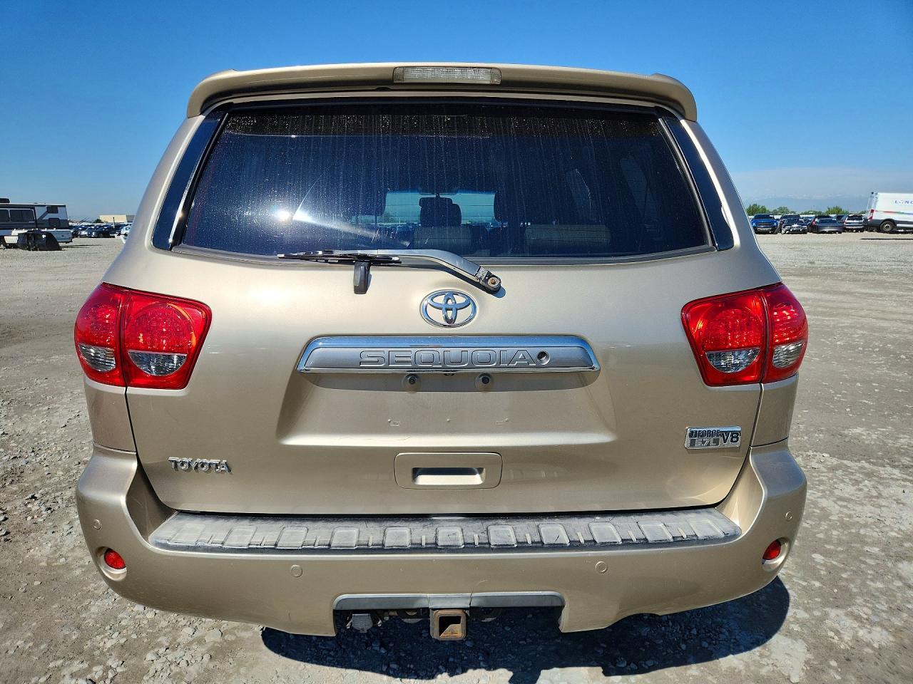 2008 Toyota Sequoia Limited Tan vin: 5TDBY68A28S006201