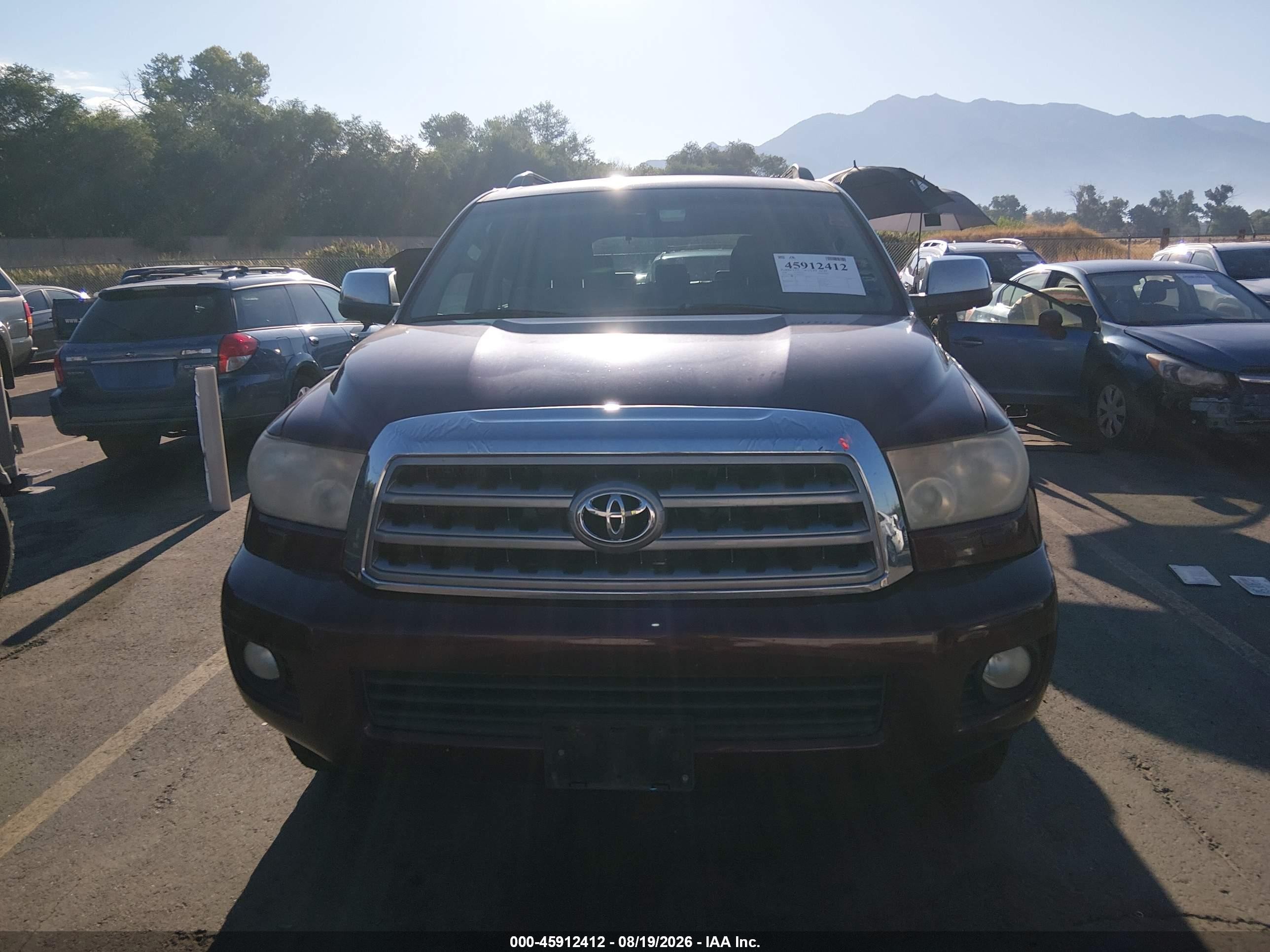 2008 Toyota Sequoia Limited 5.7l V8 Бордовый vin: 5TDBY68A48S003655