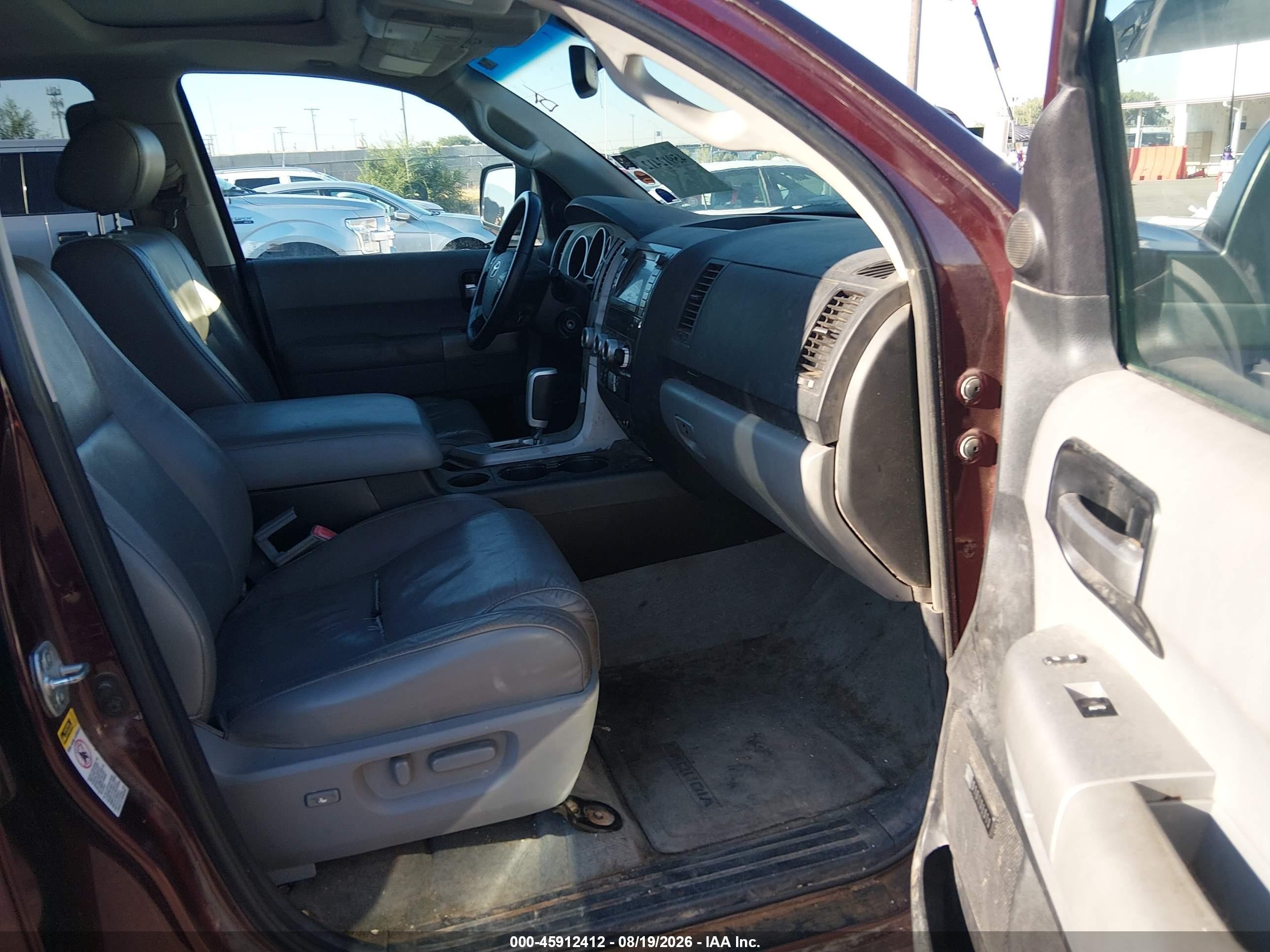 2008 Toyota Sequoia Limited 5.7l V8 Бордовый vin: 5TDBY68A48S003655