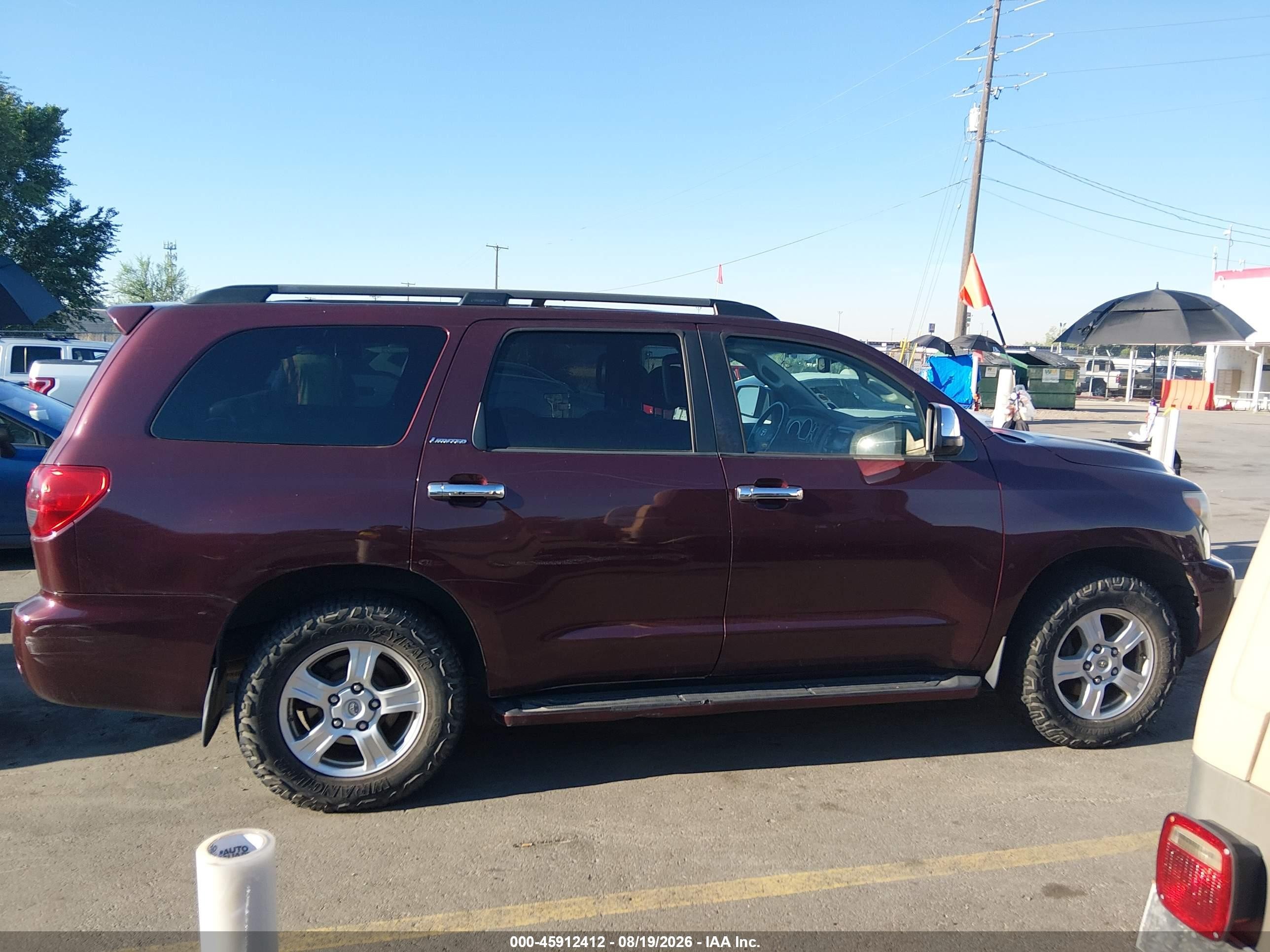 2008 Toyota Sequoia Limited 5.7l V8 Бордовый vin: 5TDBY68A48S003655